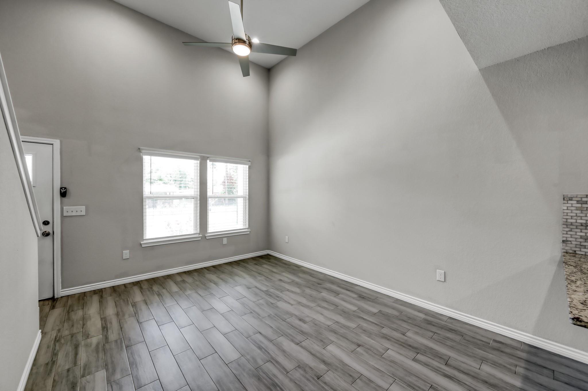 16684 E Ivanhoe