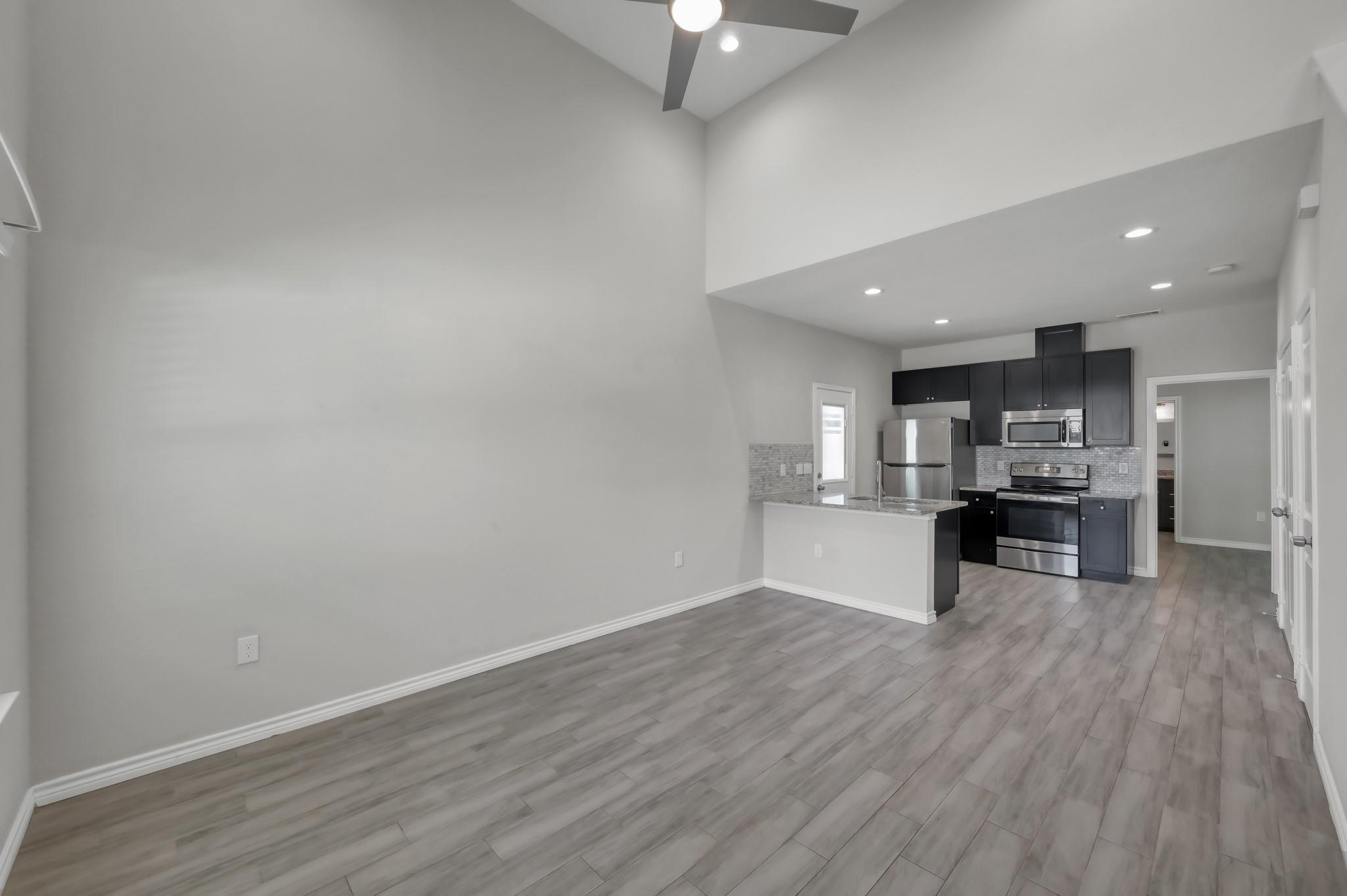 16684 E Ivanhoe
