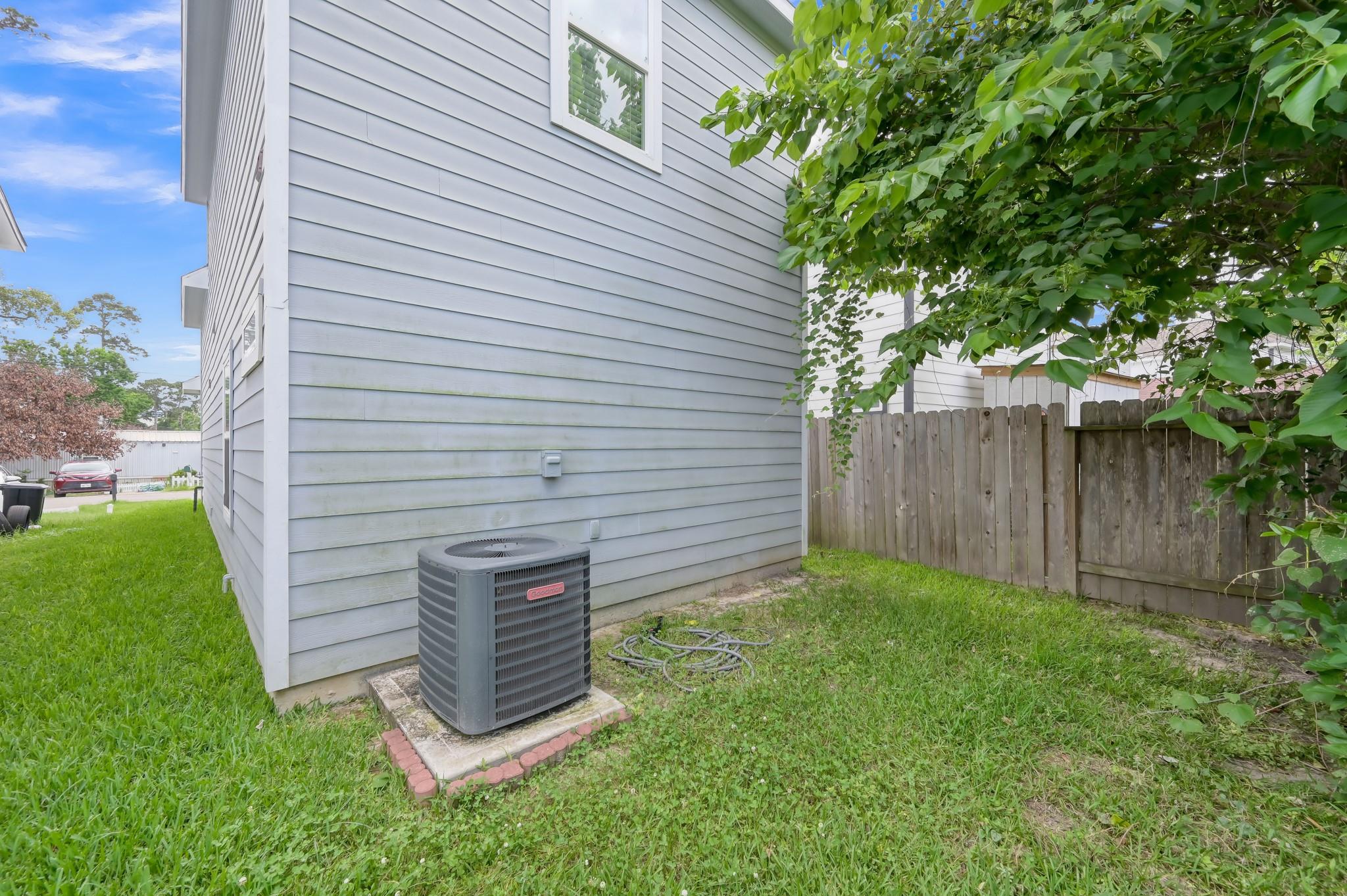 16684 E Ivanhoe