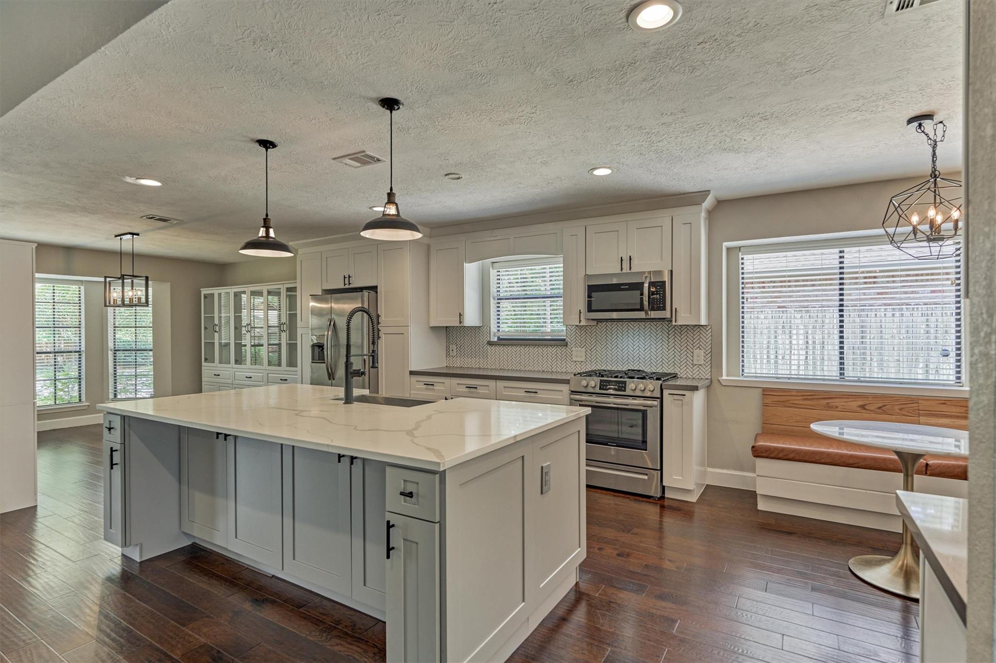 47 W Torch Pine Circle, The Woodlands