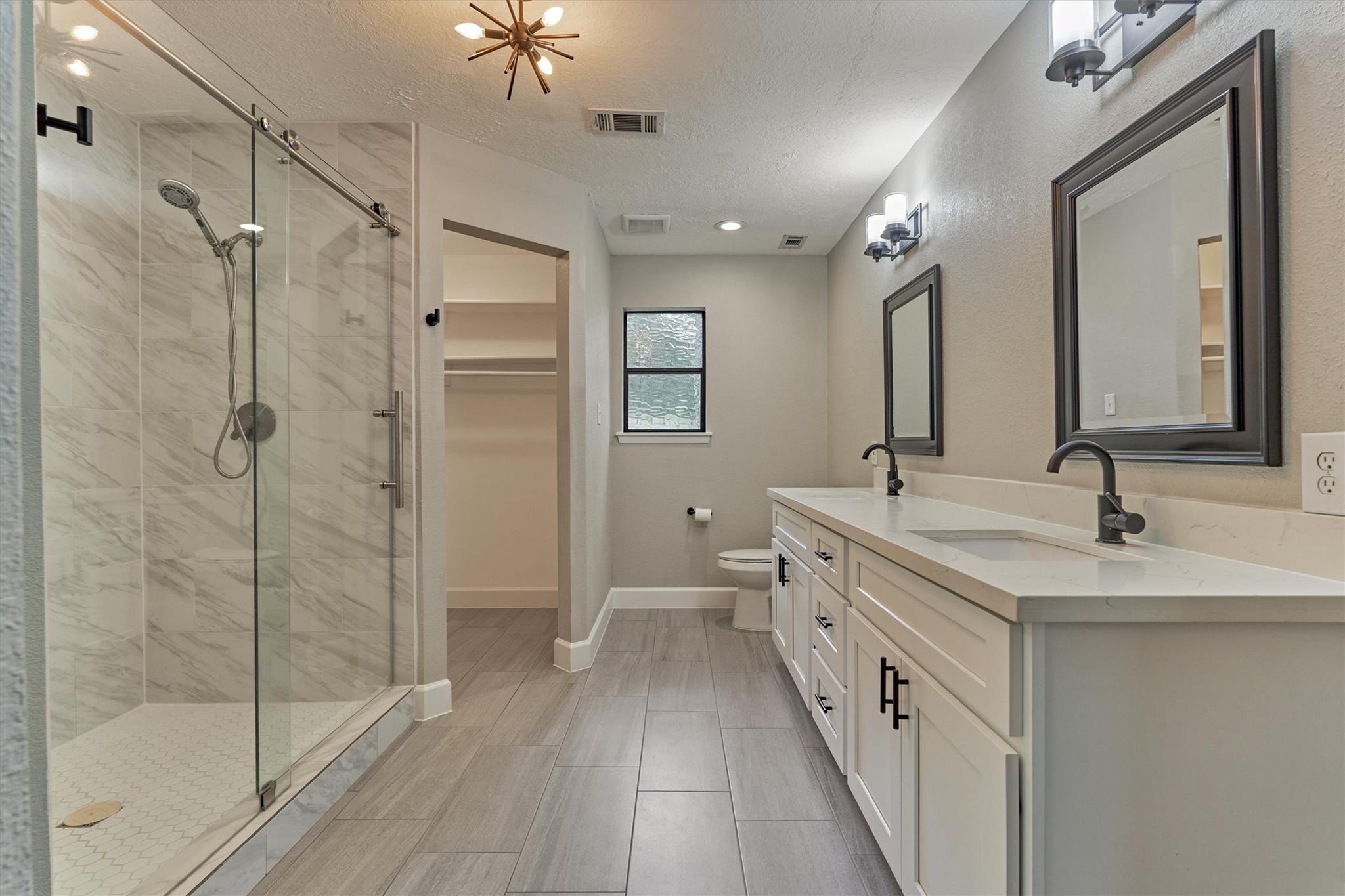 47 W Torch Pine Circle, The Woodlands