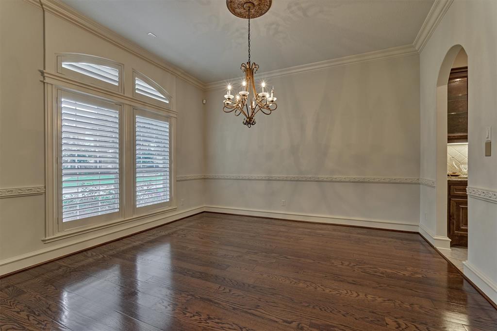 19 W Old Sterling Circle