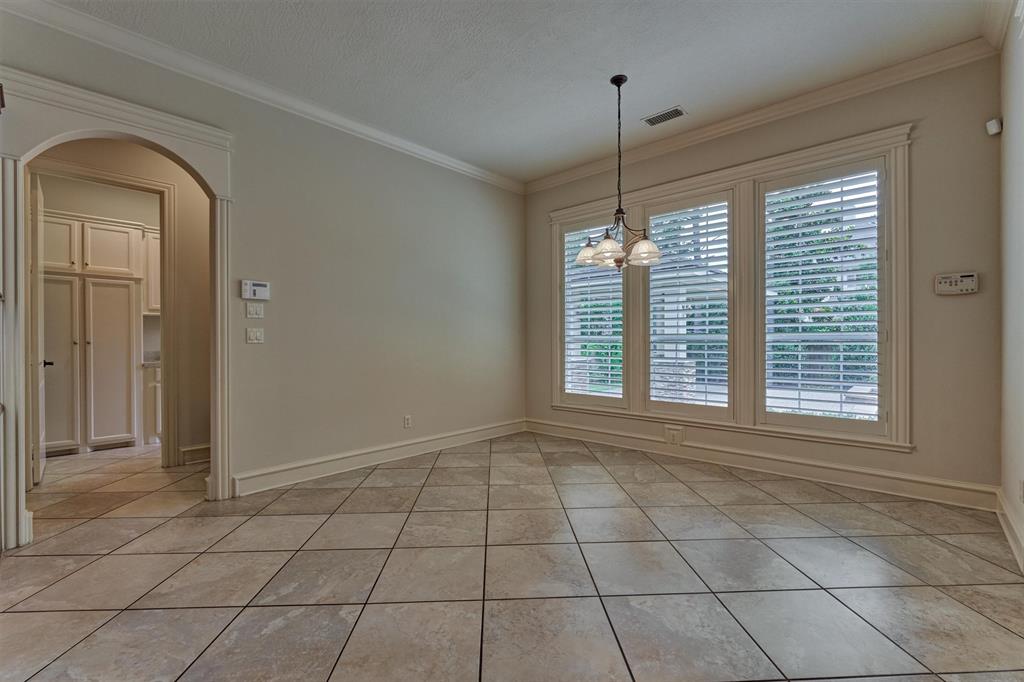 19 W Old Sterling Circle