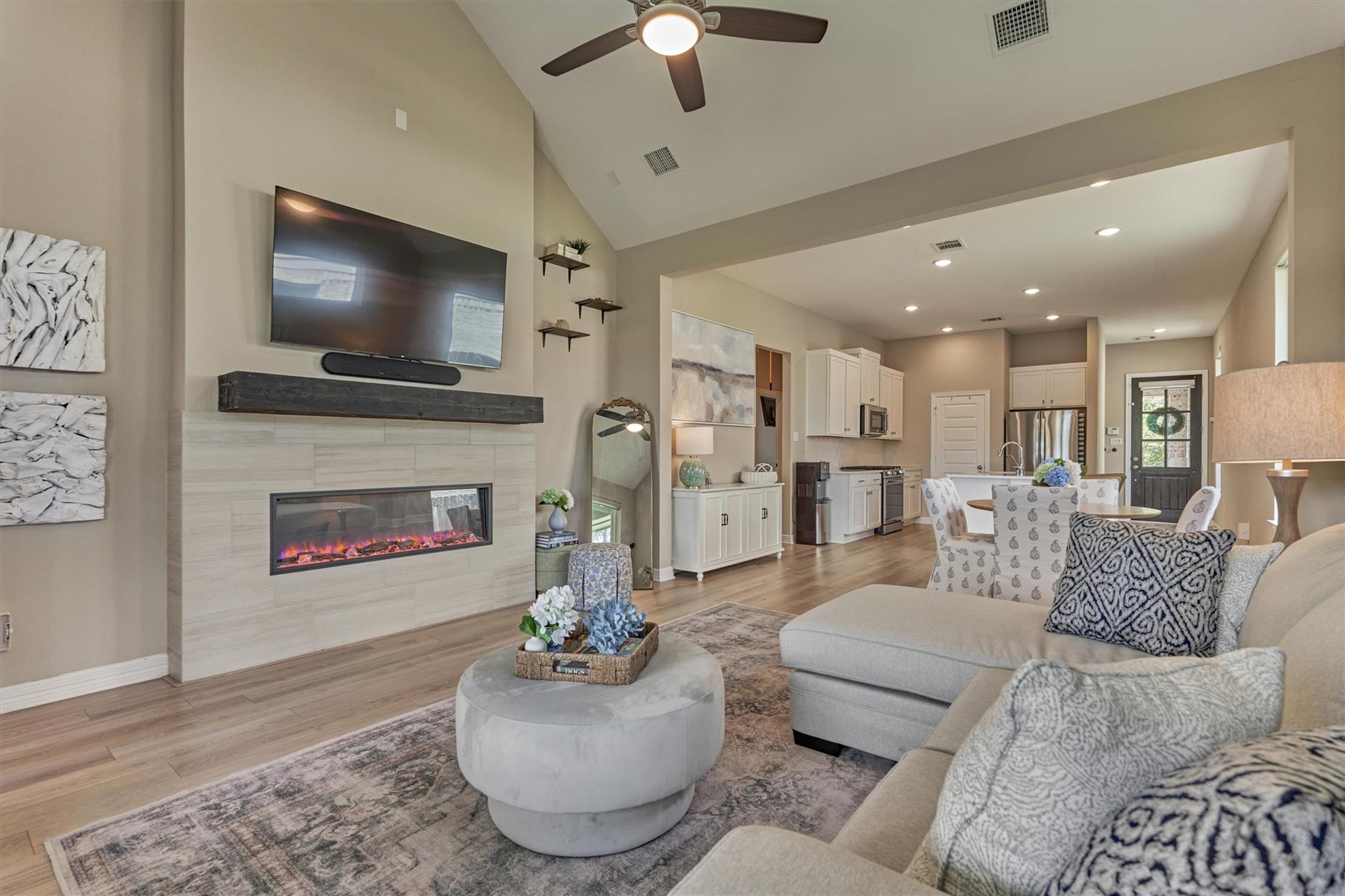 384 Mallorn Lane