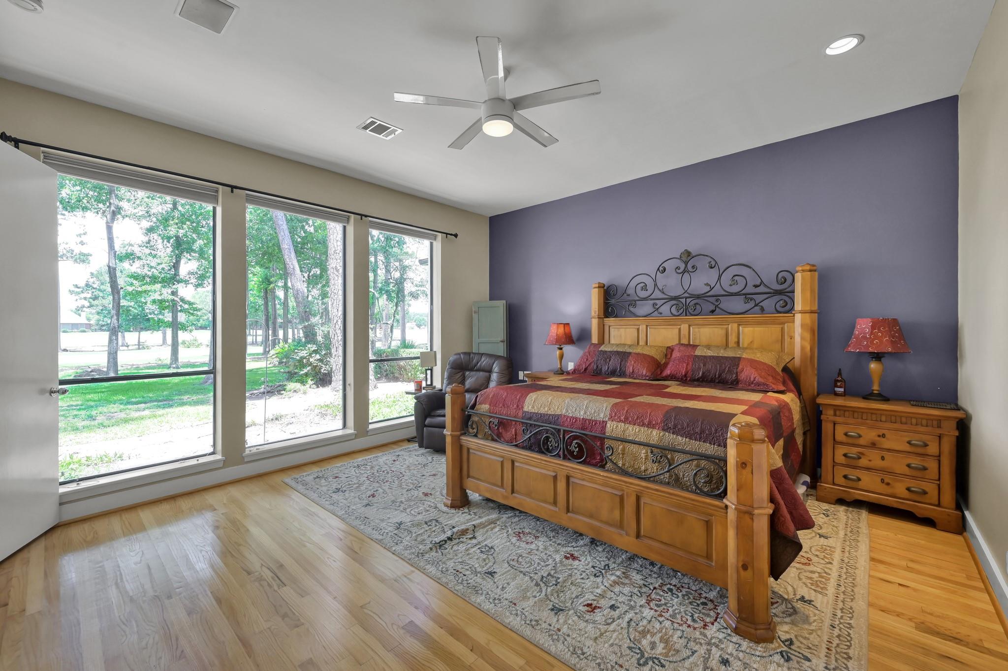 102 Wedgewood Drive W