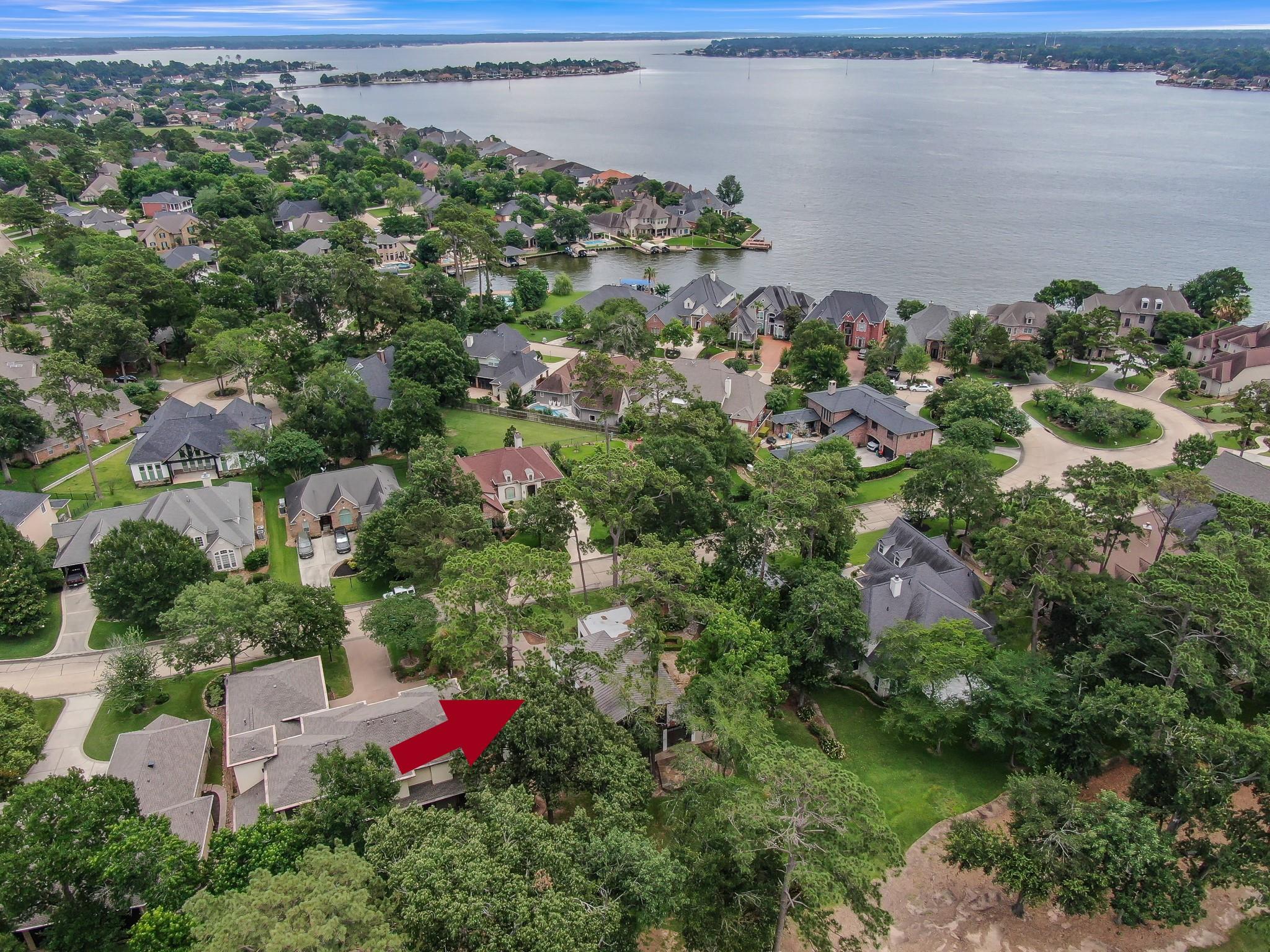 102 Wedgewood Drive W