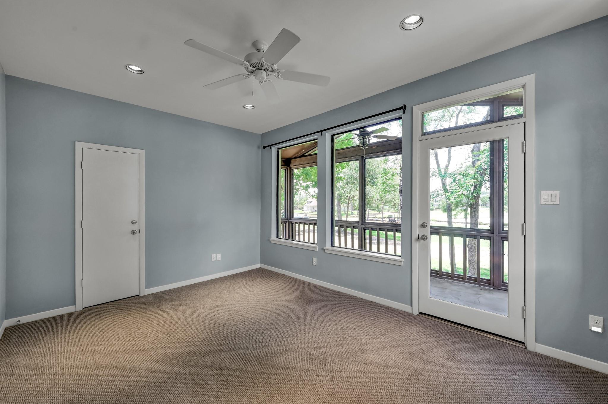 102 Wedgewood Drive W