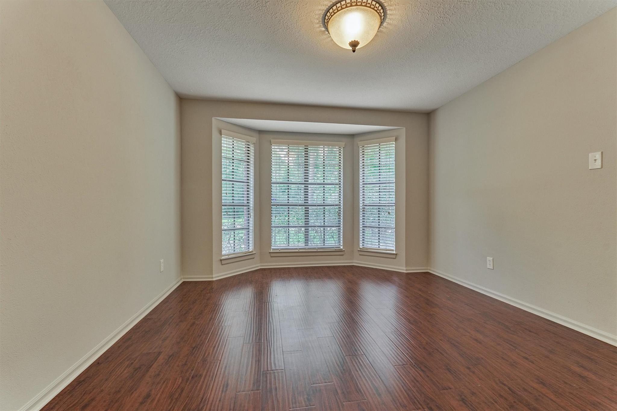 2 Village Knoll Place