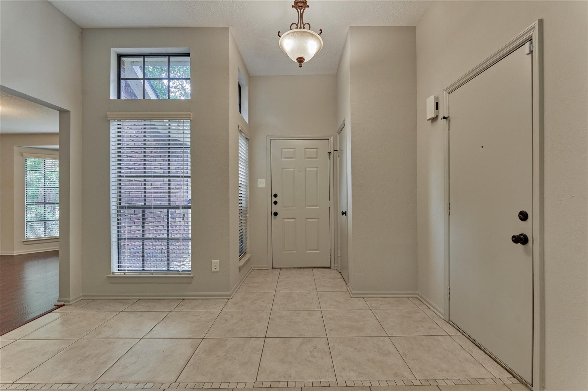 2 Village Knoll Place