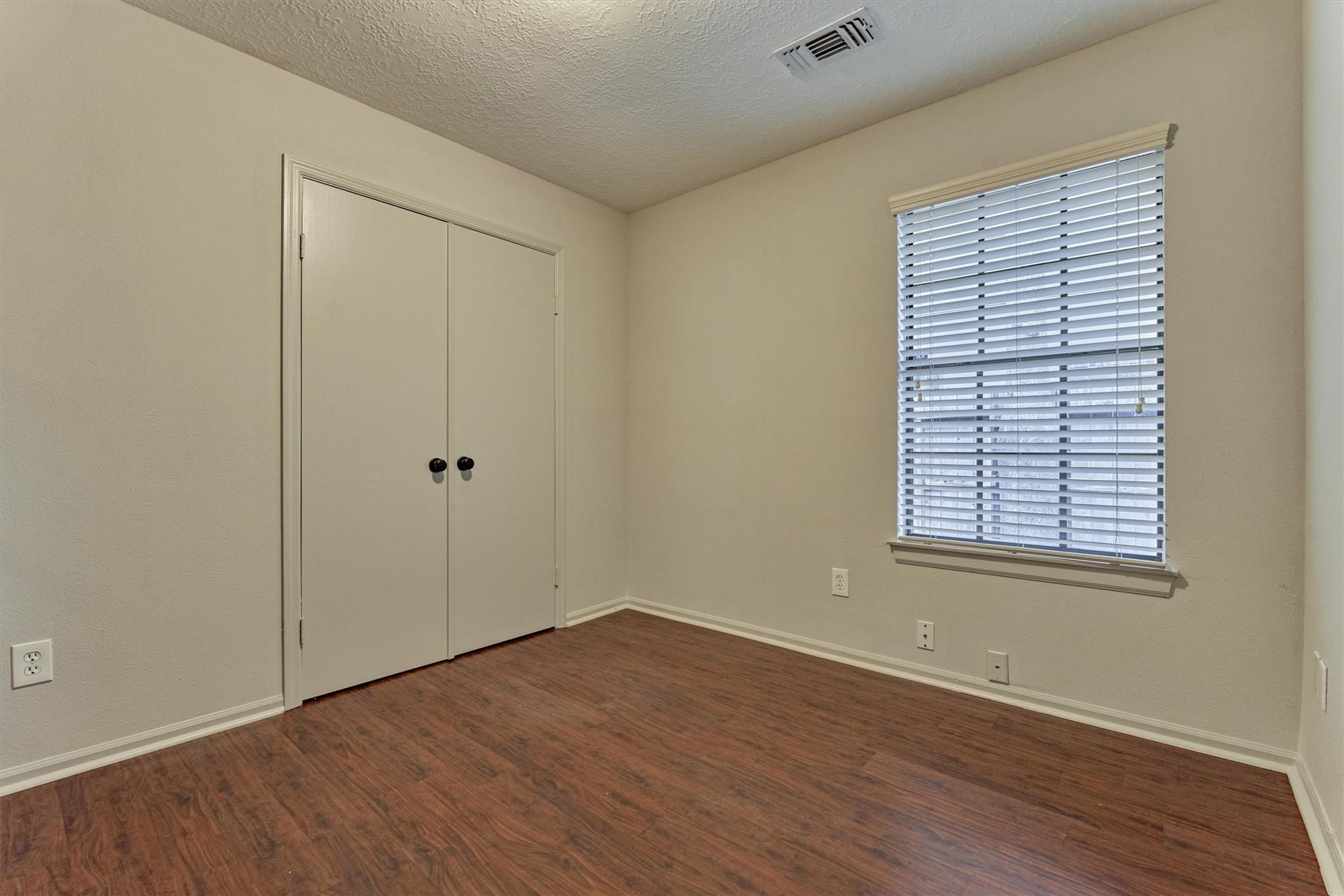 2 Village Knoll Place