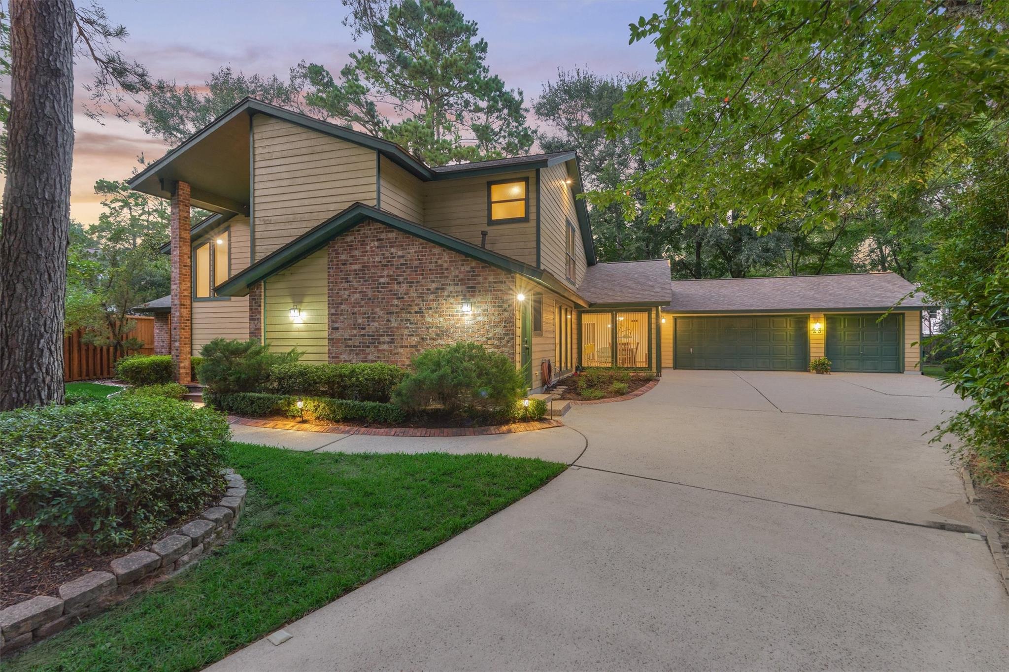 23 Indian Clover Drive