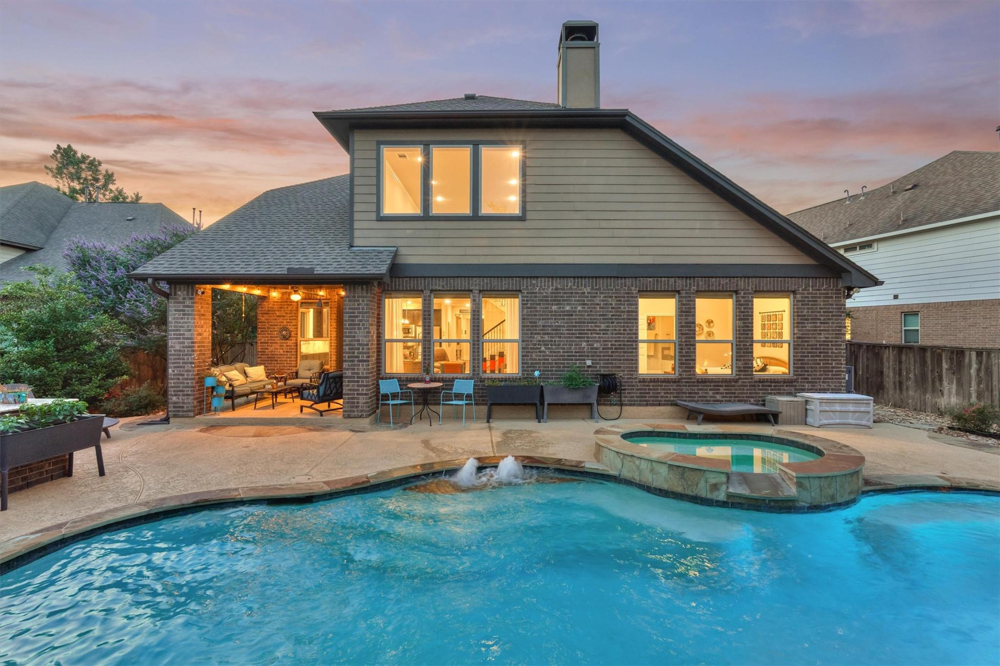 18 Shire Glen Place
