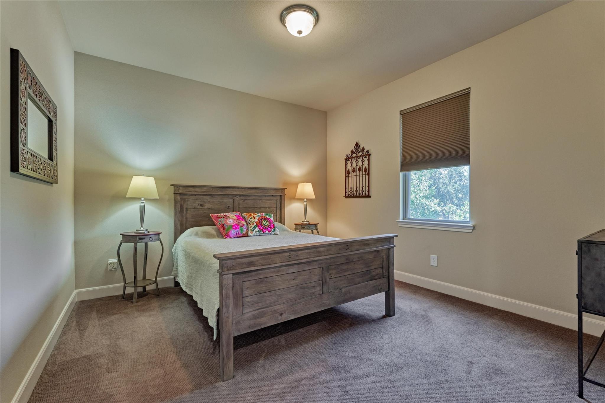 18 Shire Glen Place