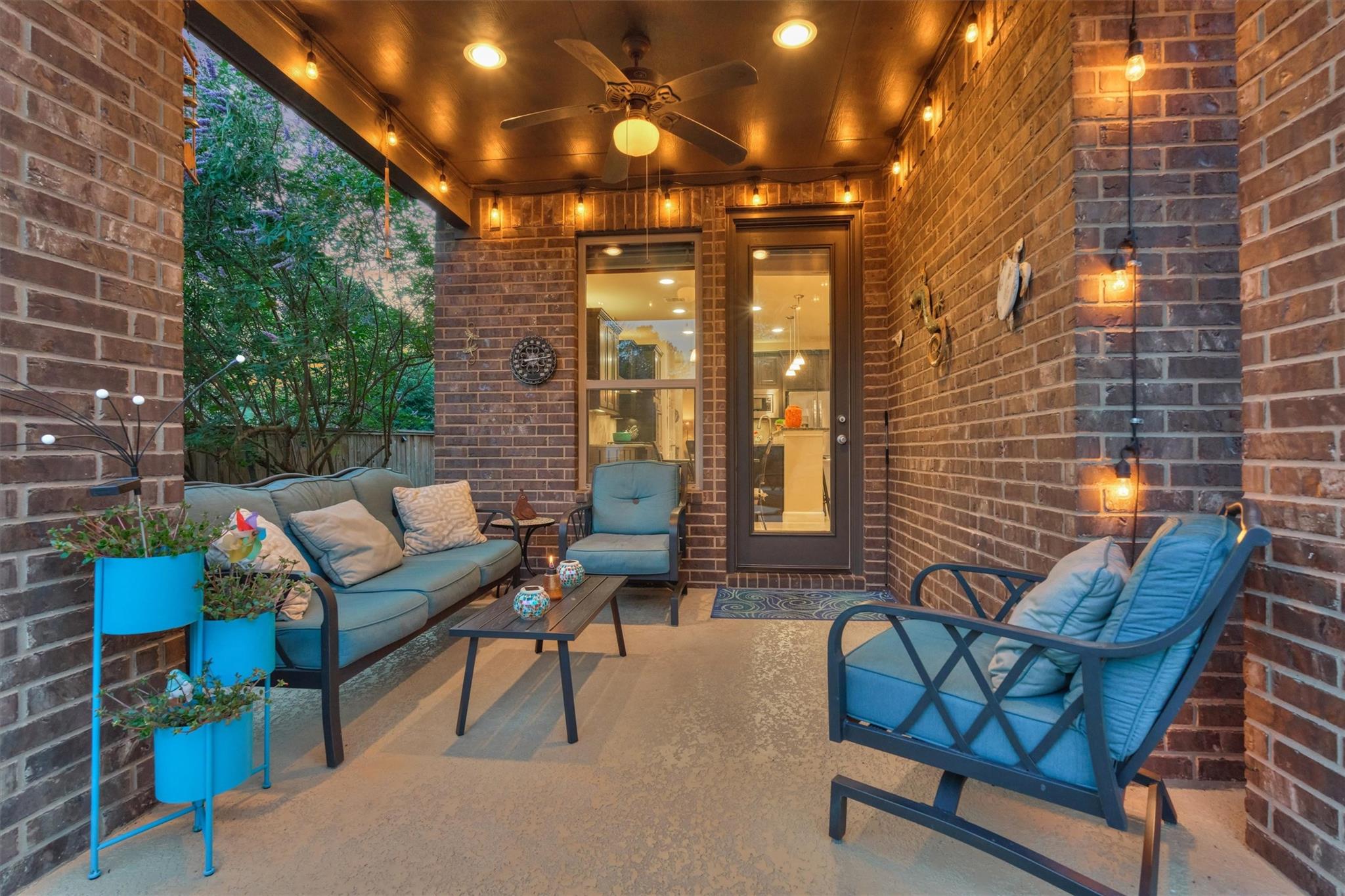 18 Shire Glen Place