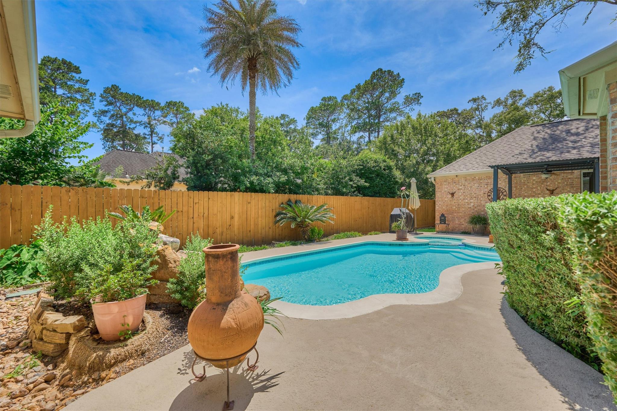423 Pine Edge Drive