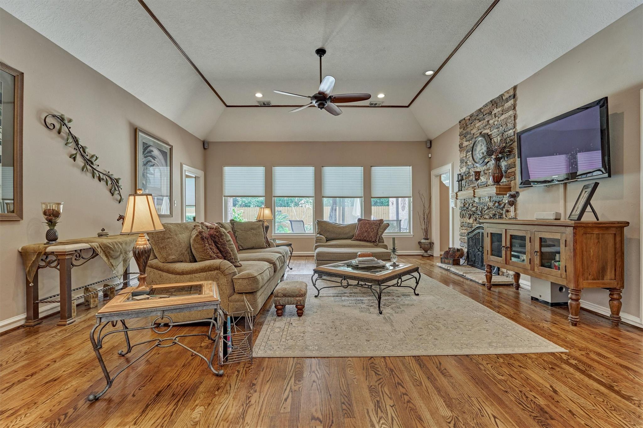 423 Pine Edge Drive