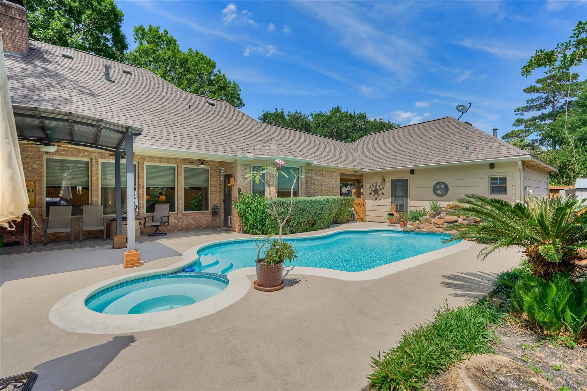 423 Pine Edge Drive