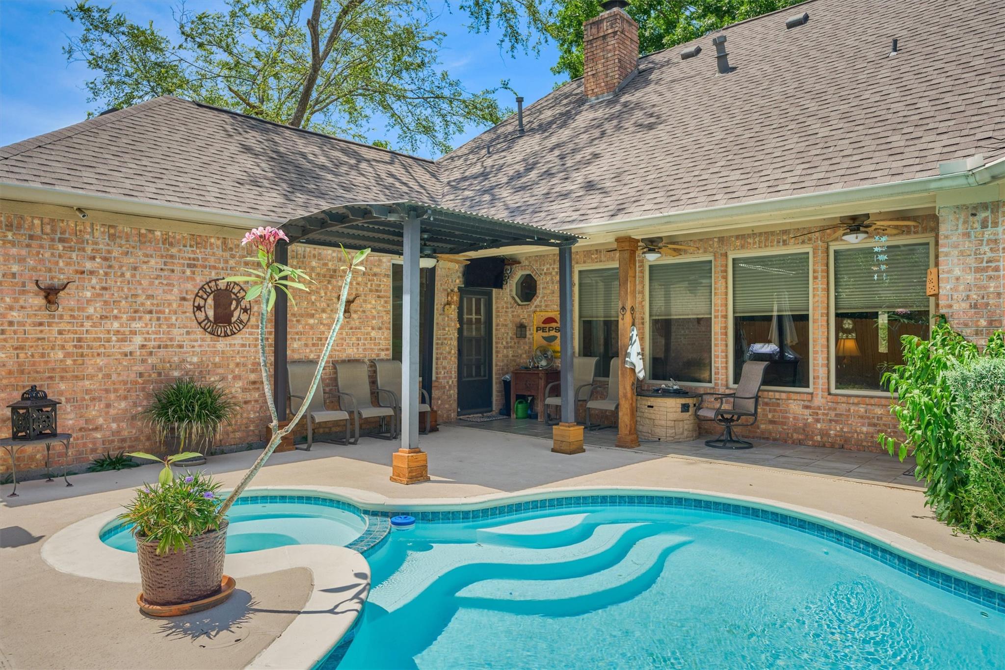 423 Pine Edge Drive