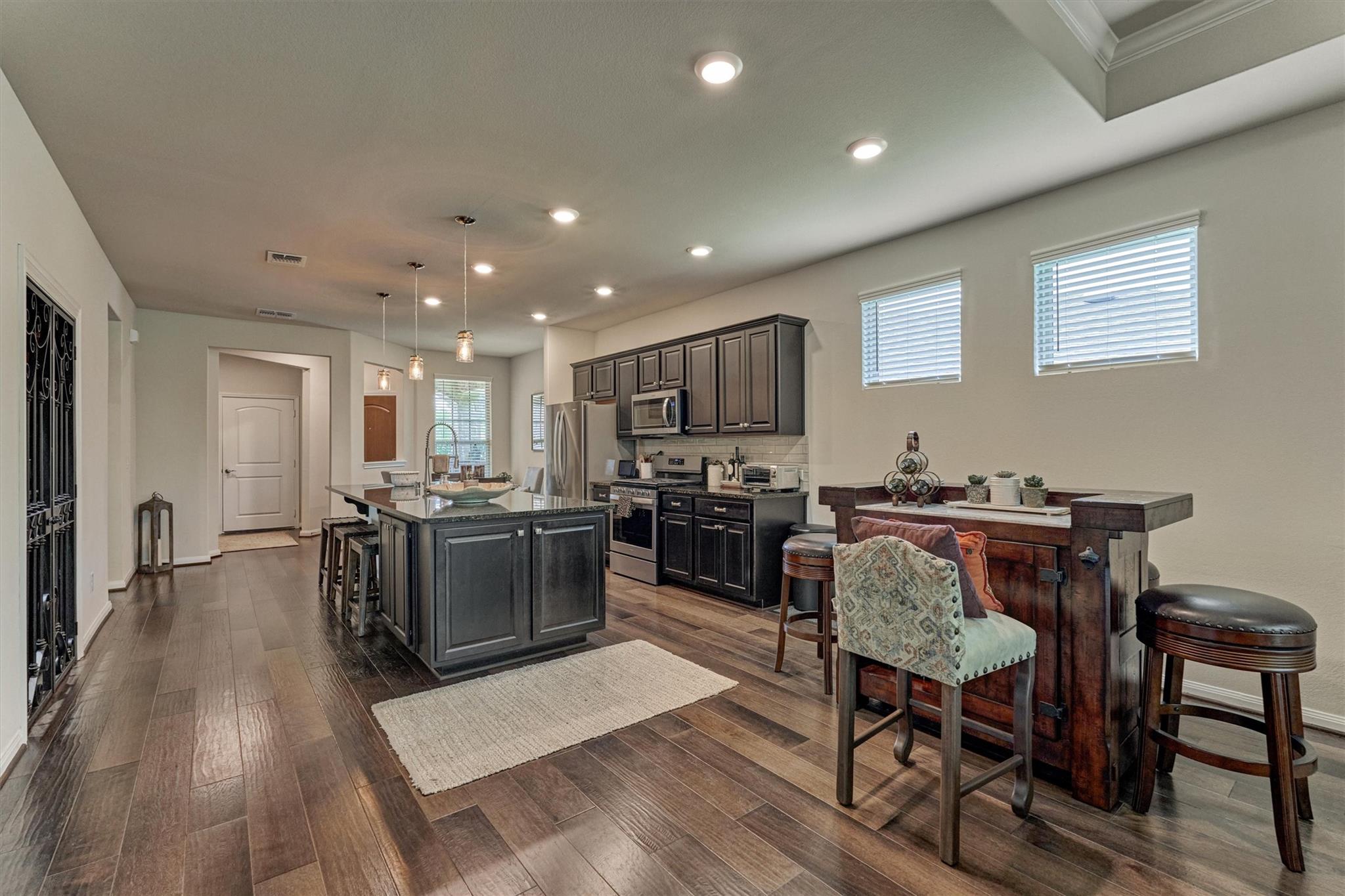 128 Caspian Way