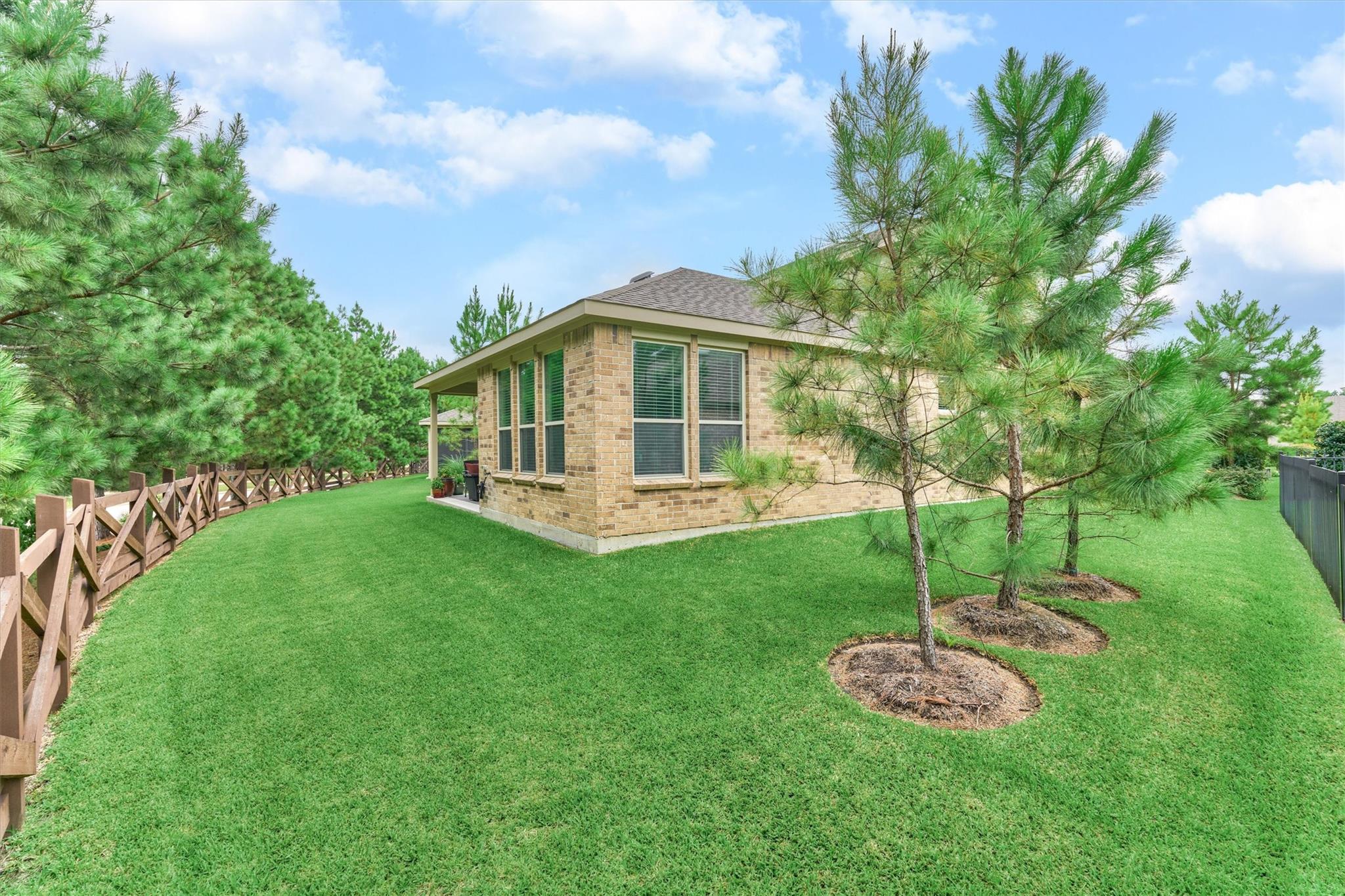 128 Caspian Way