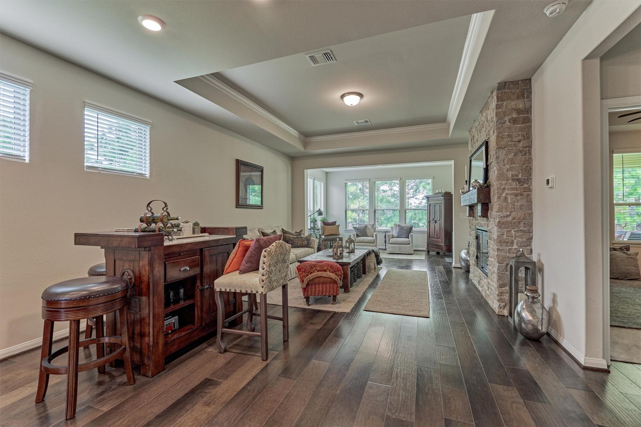 128 Caspian Way