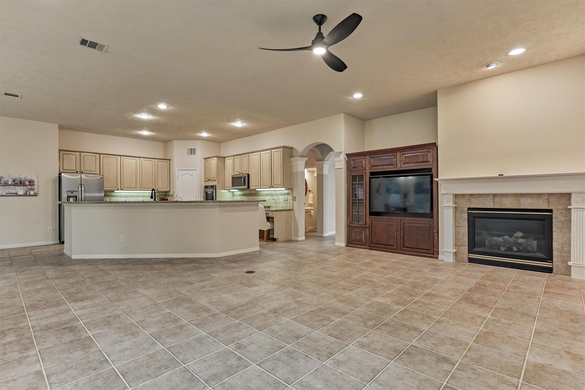6615 Haughton Drive