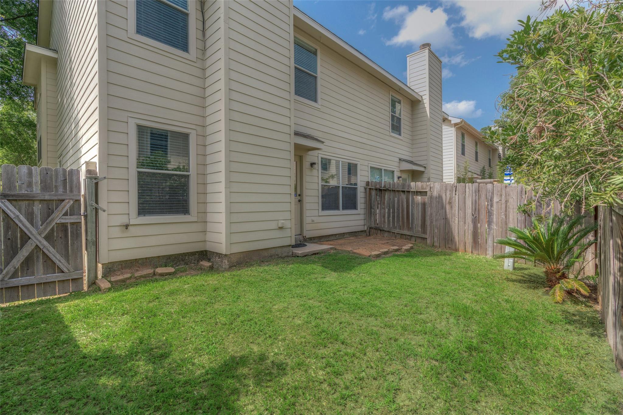 34 Marble Rock Place