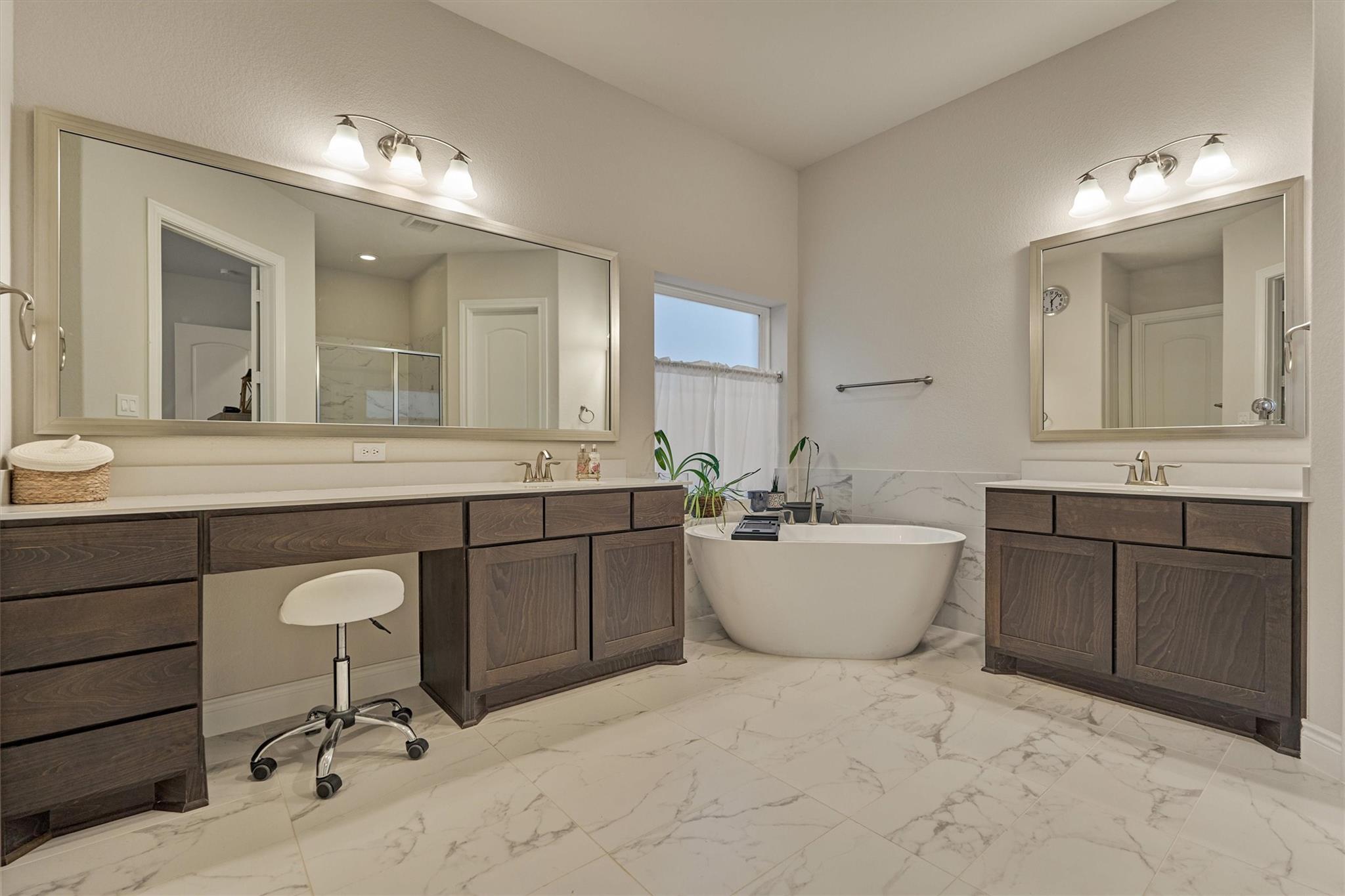 15230 Tree Swallow Court