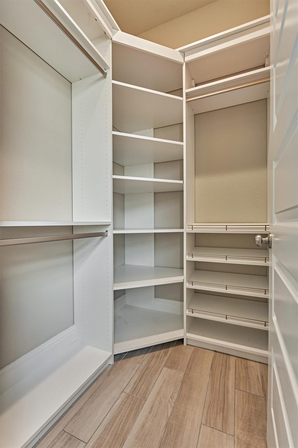 2101 Pale Star Court