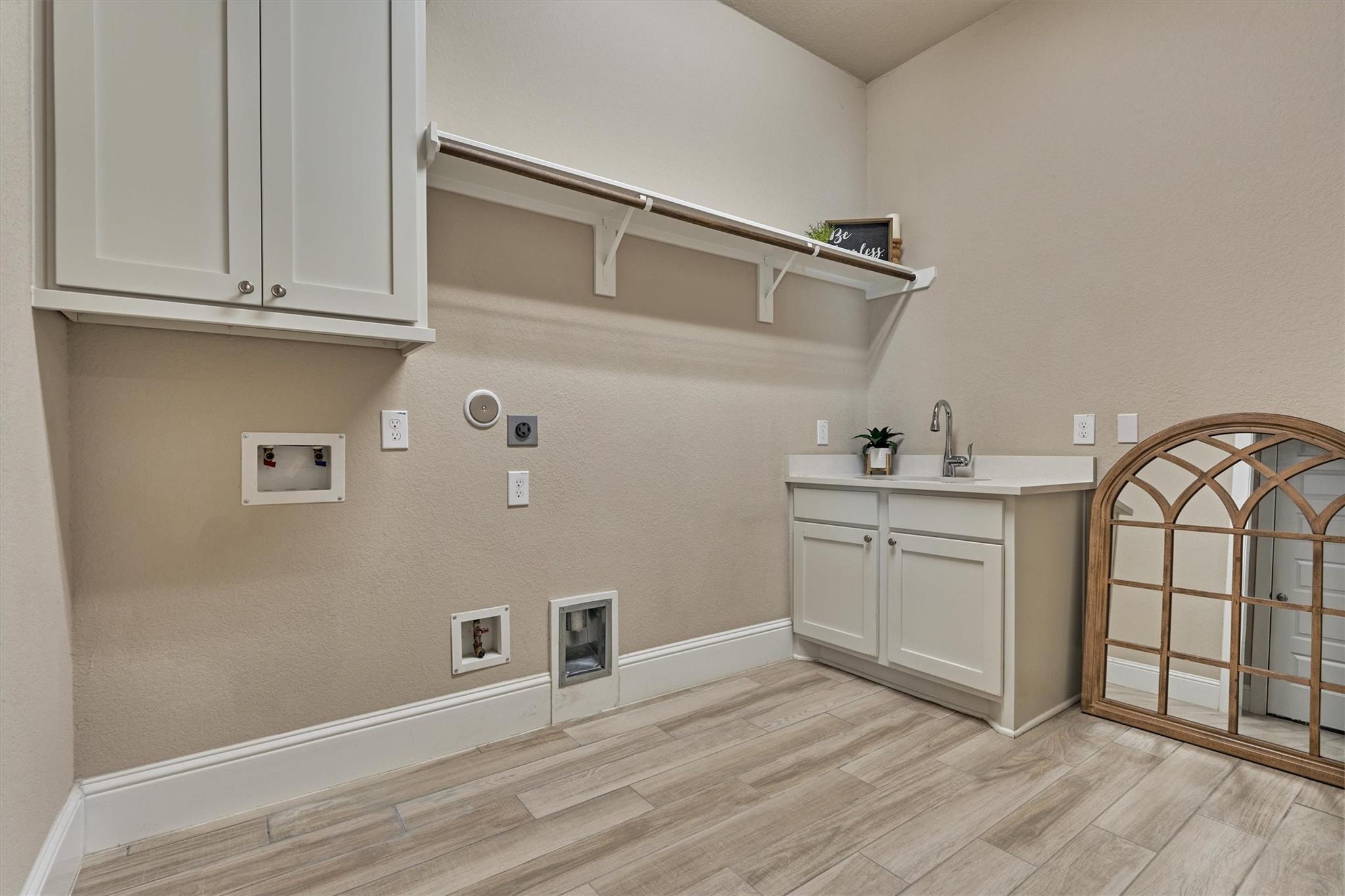 2101 Pale Star Court