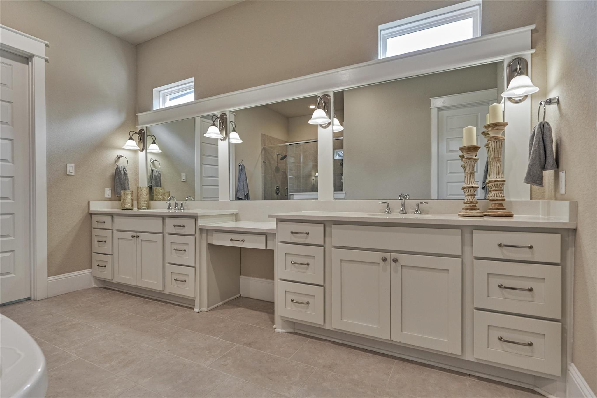 2101 Pale Star Court