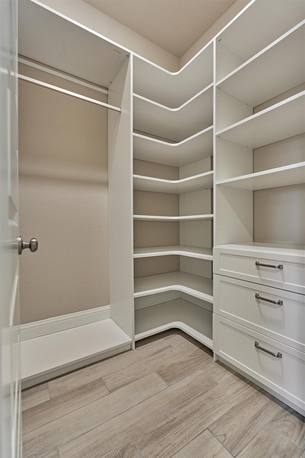 2101 Pale Star Court