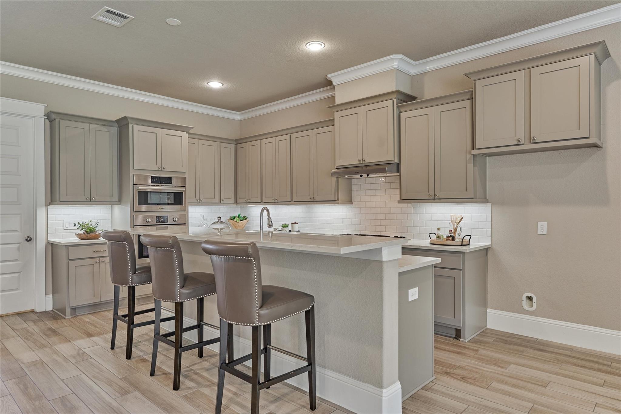 2101 Pale Star Court