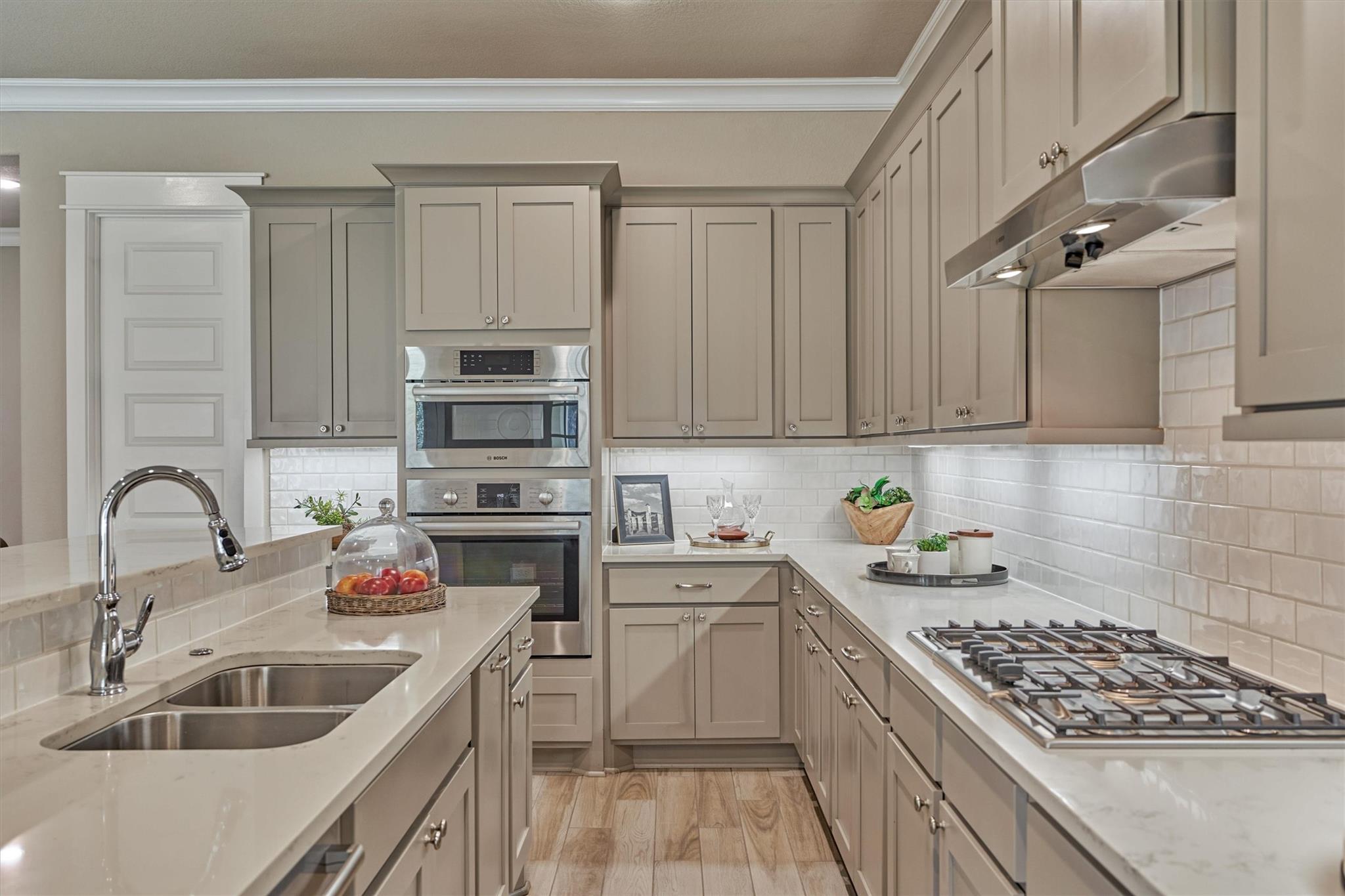 2101 Pale Star Court