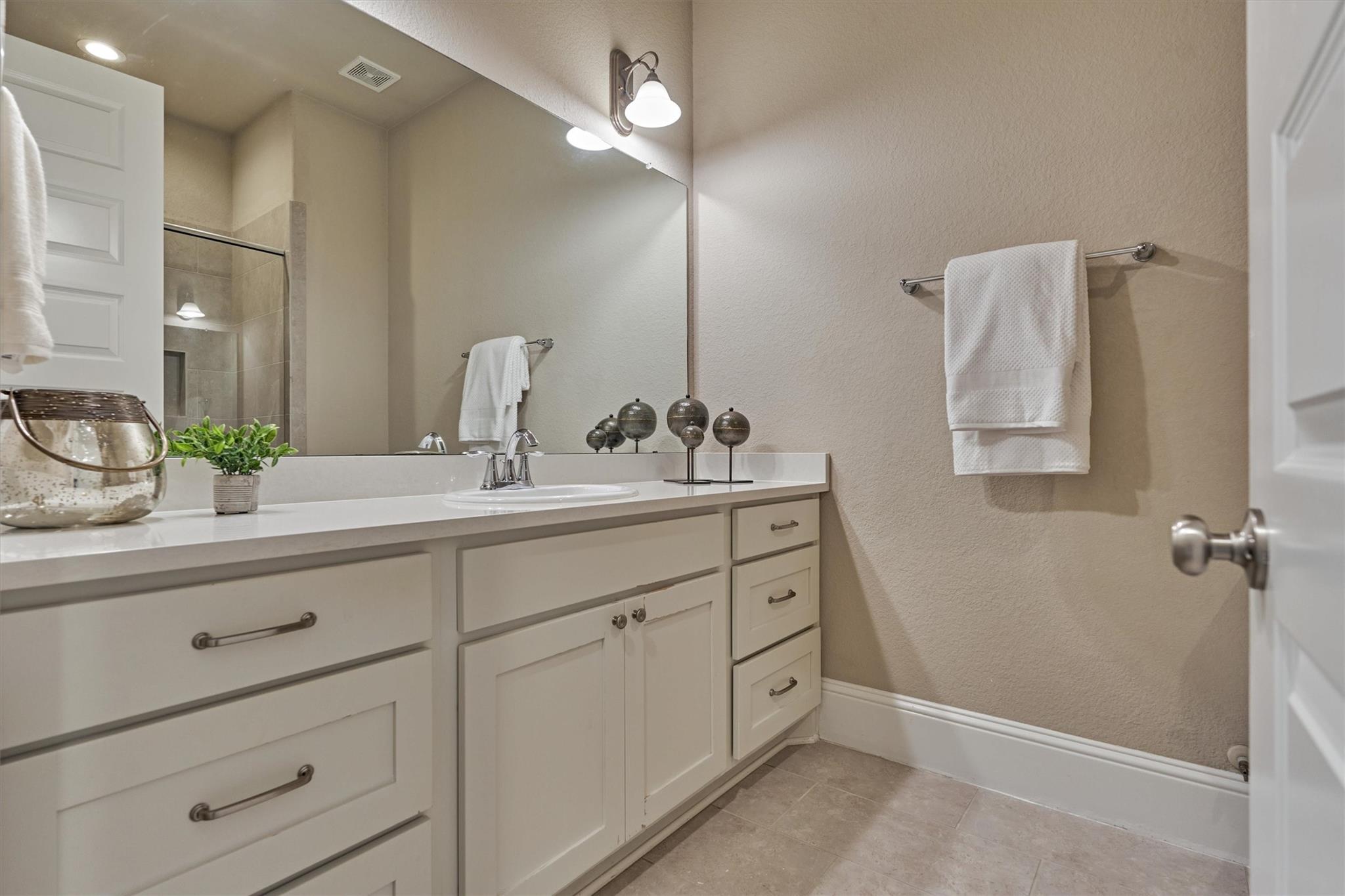 2101 Pale Star Court