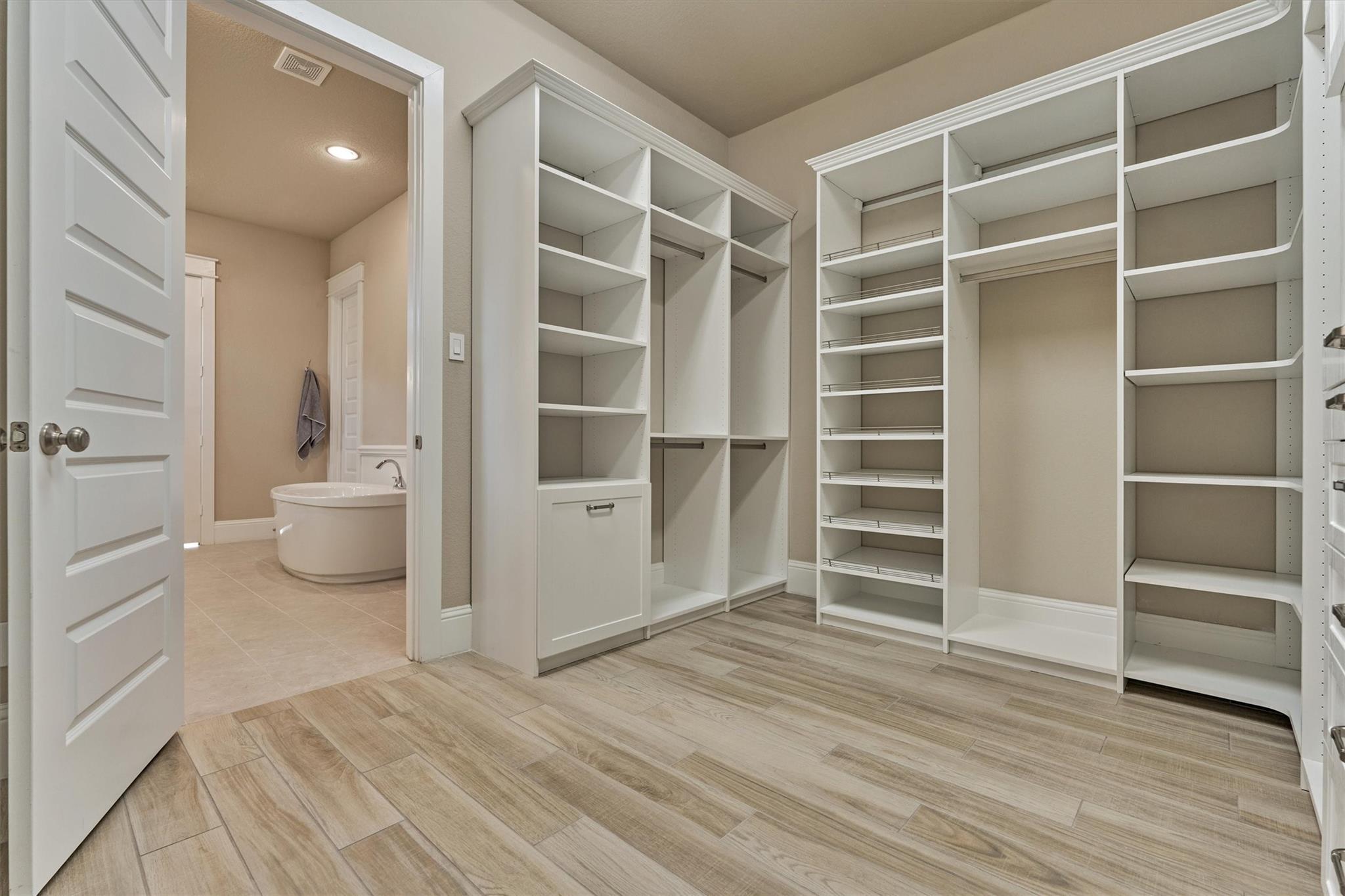 2101 Pale Star Court