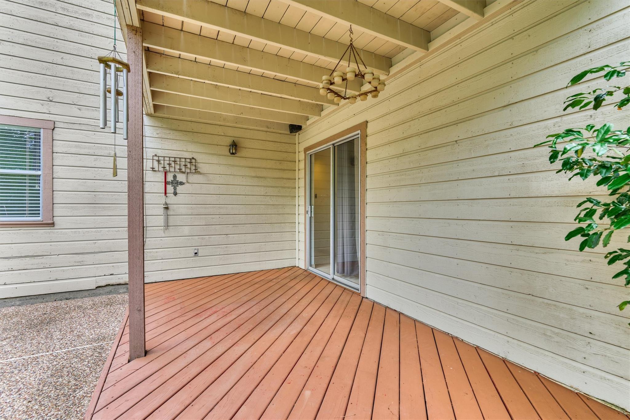 30 Shallow Pond Place
