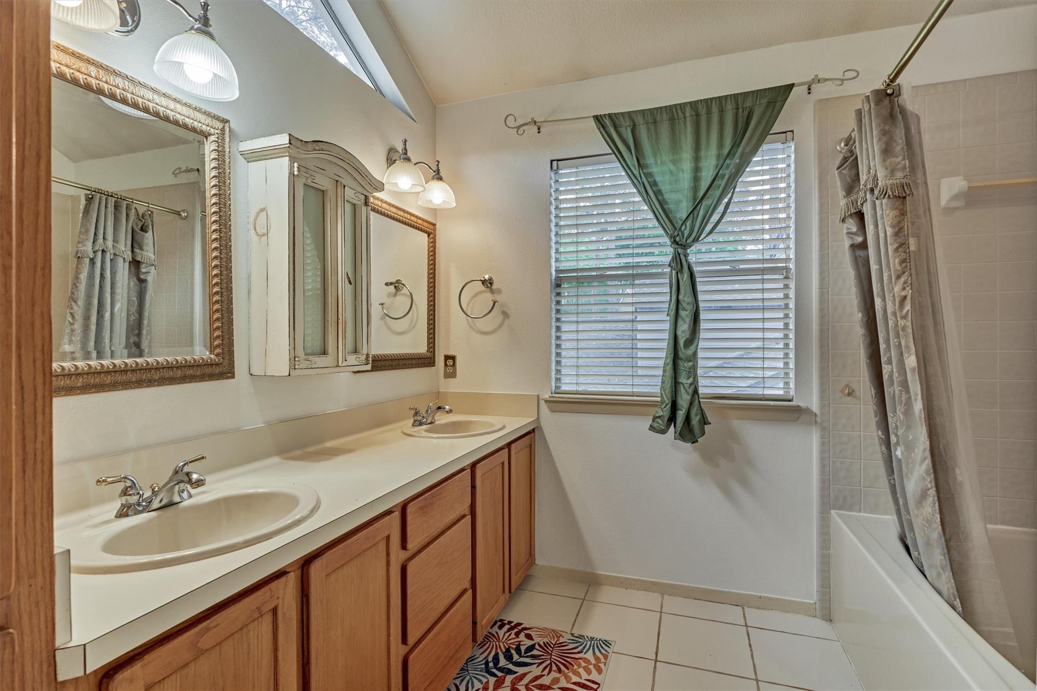 30 Shallow Pond Place