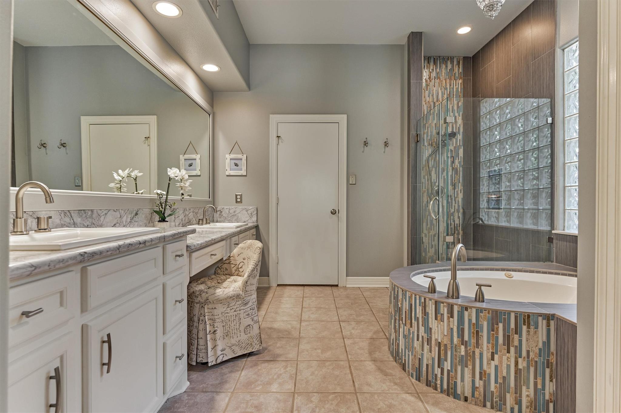 7 Clarion Ridge