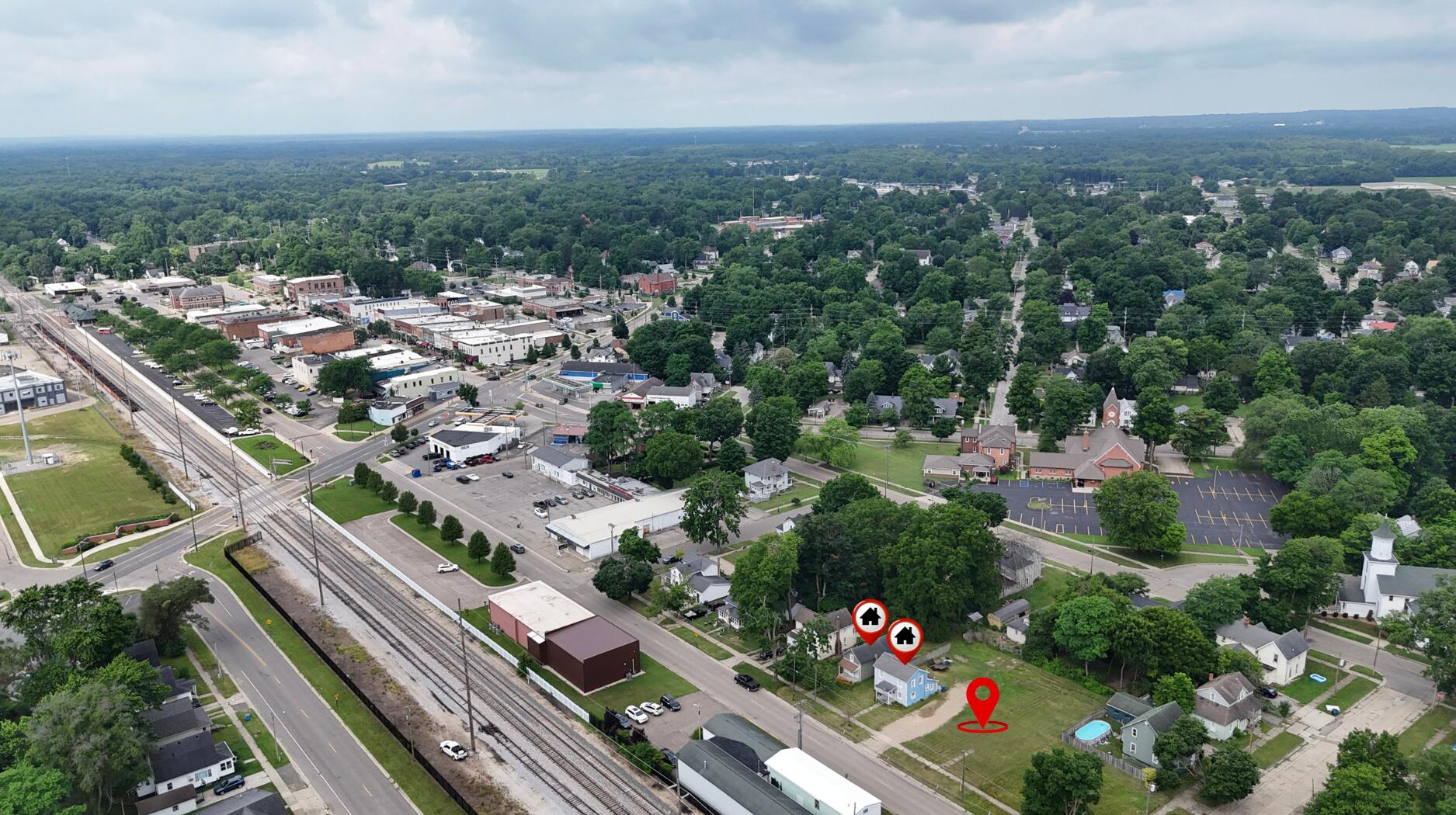 207 W Railroad Street