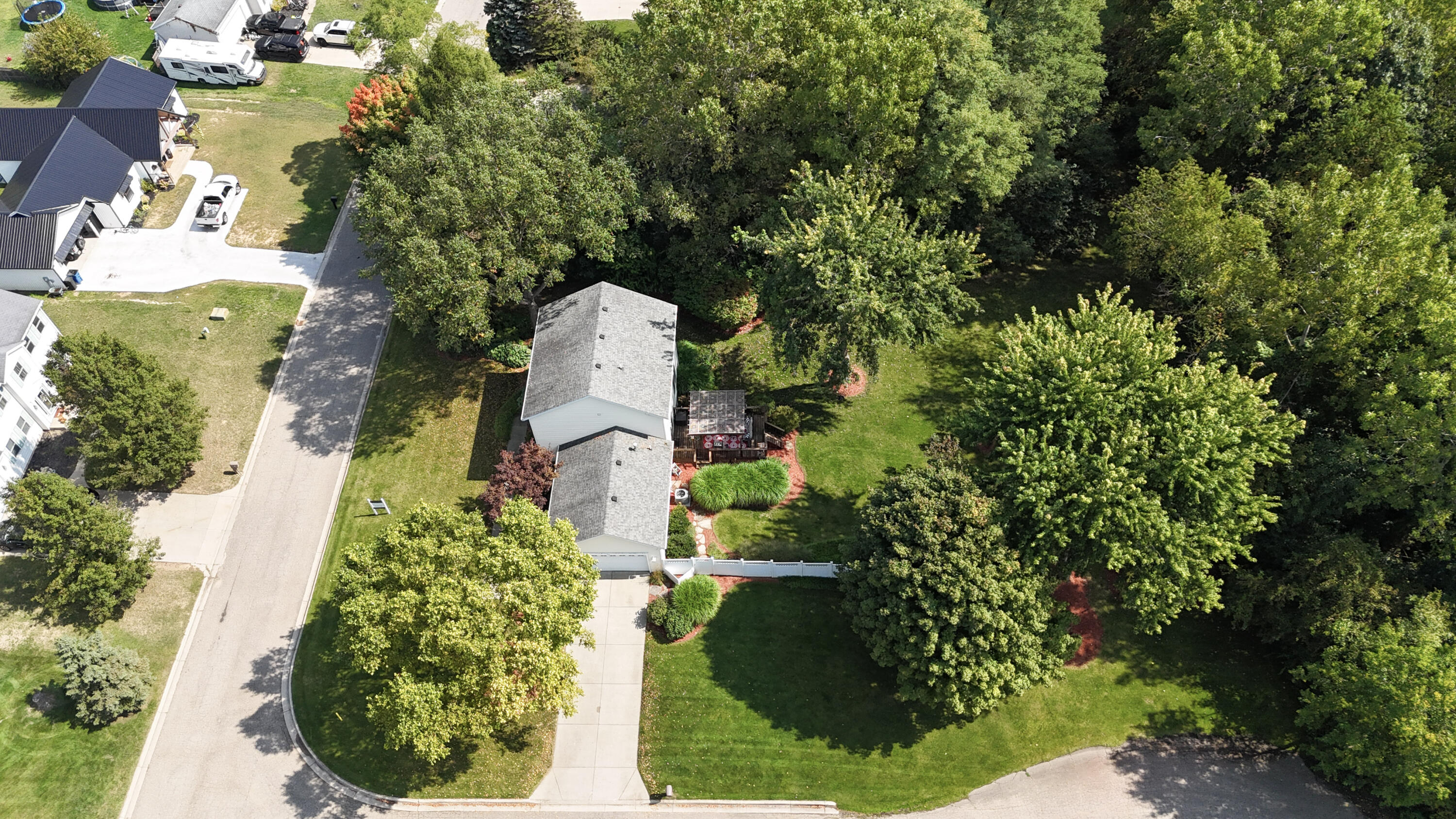100 Dogwood Circle