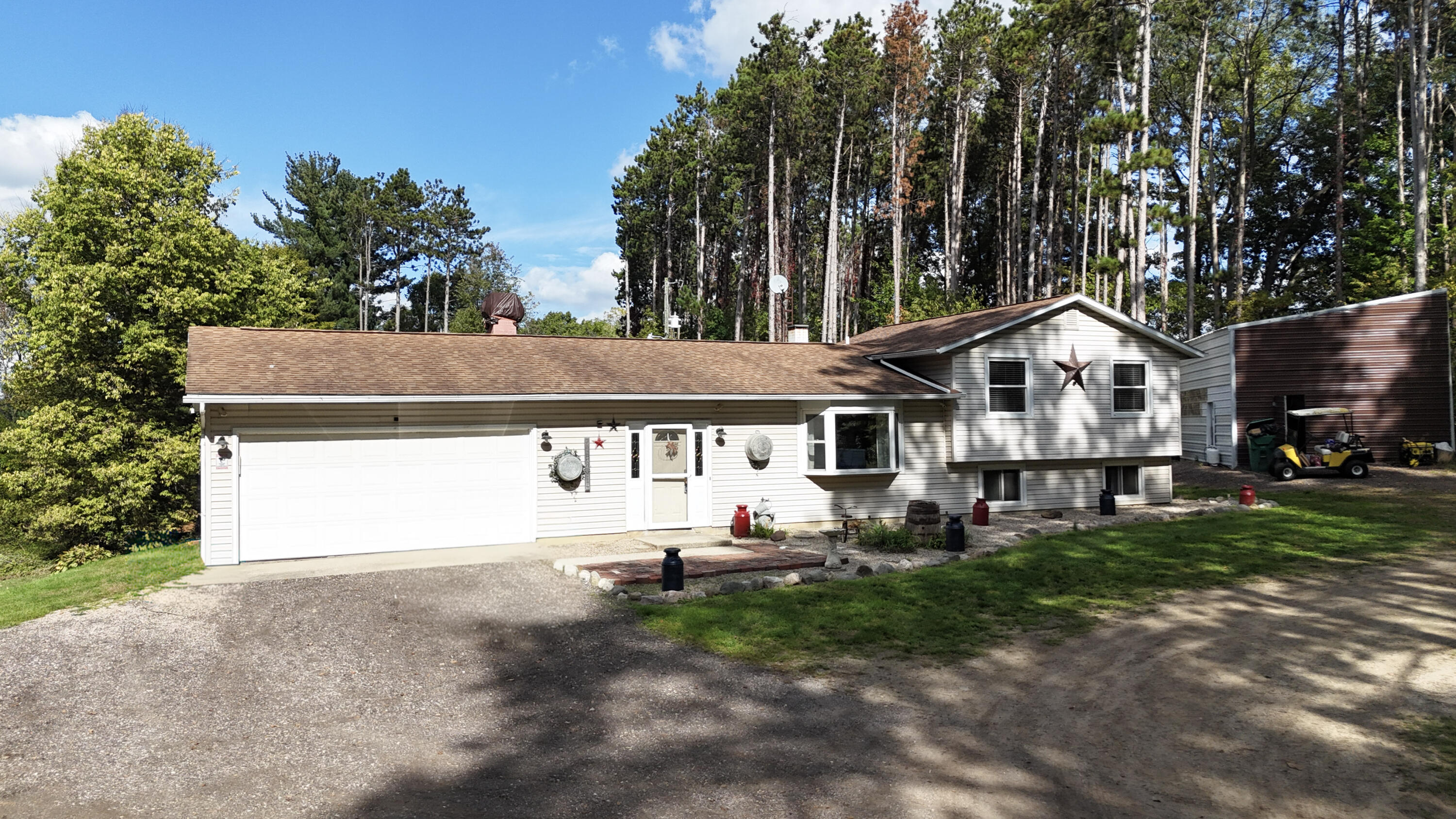 26068 Mckenzie Street