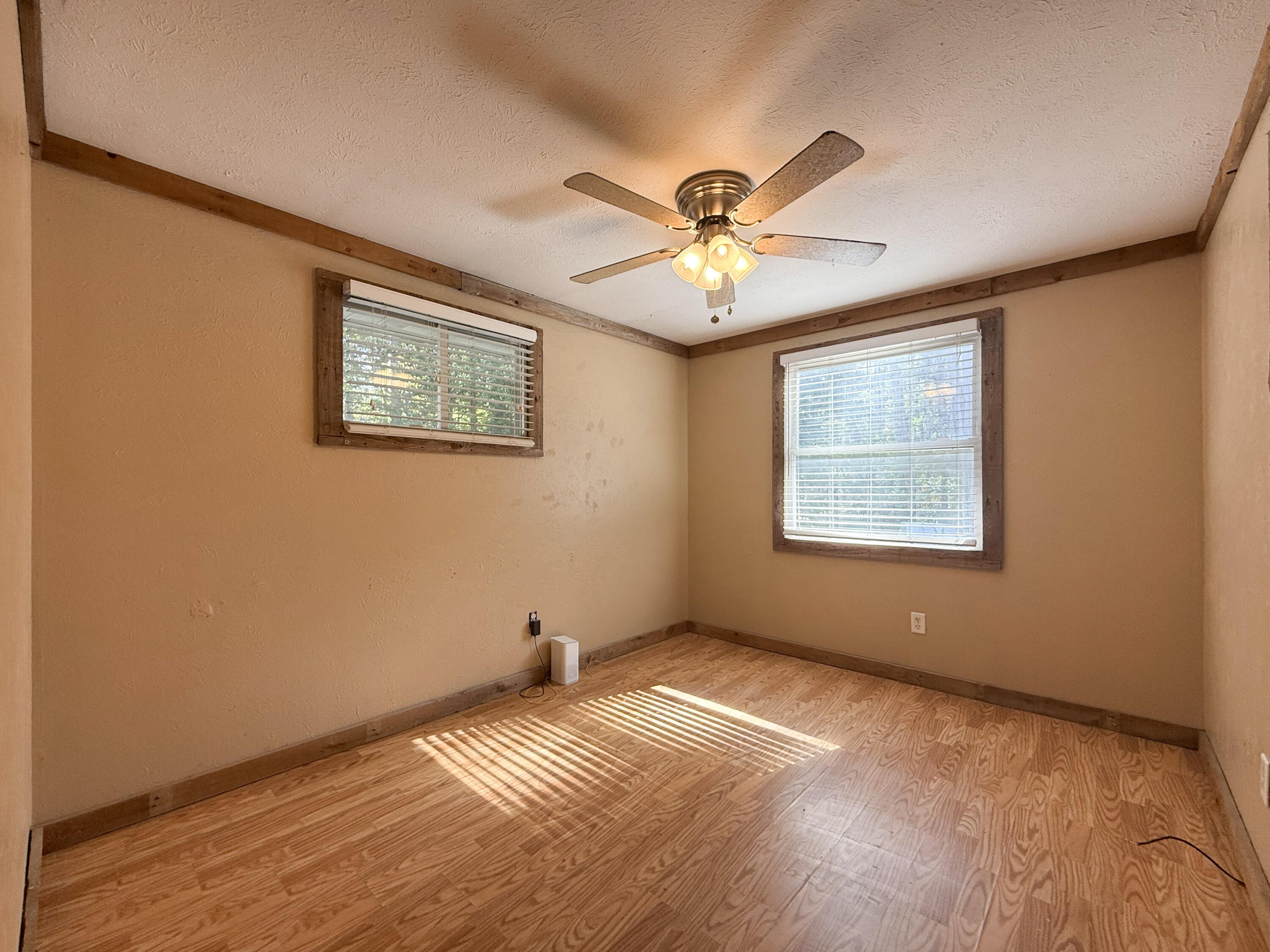 26068 Mckenzie Street