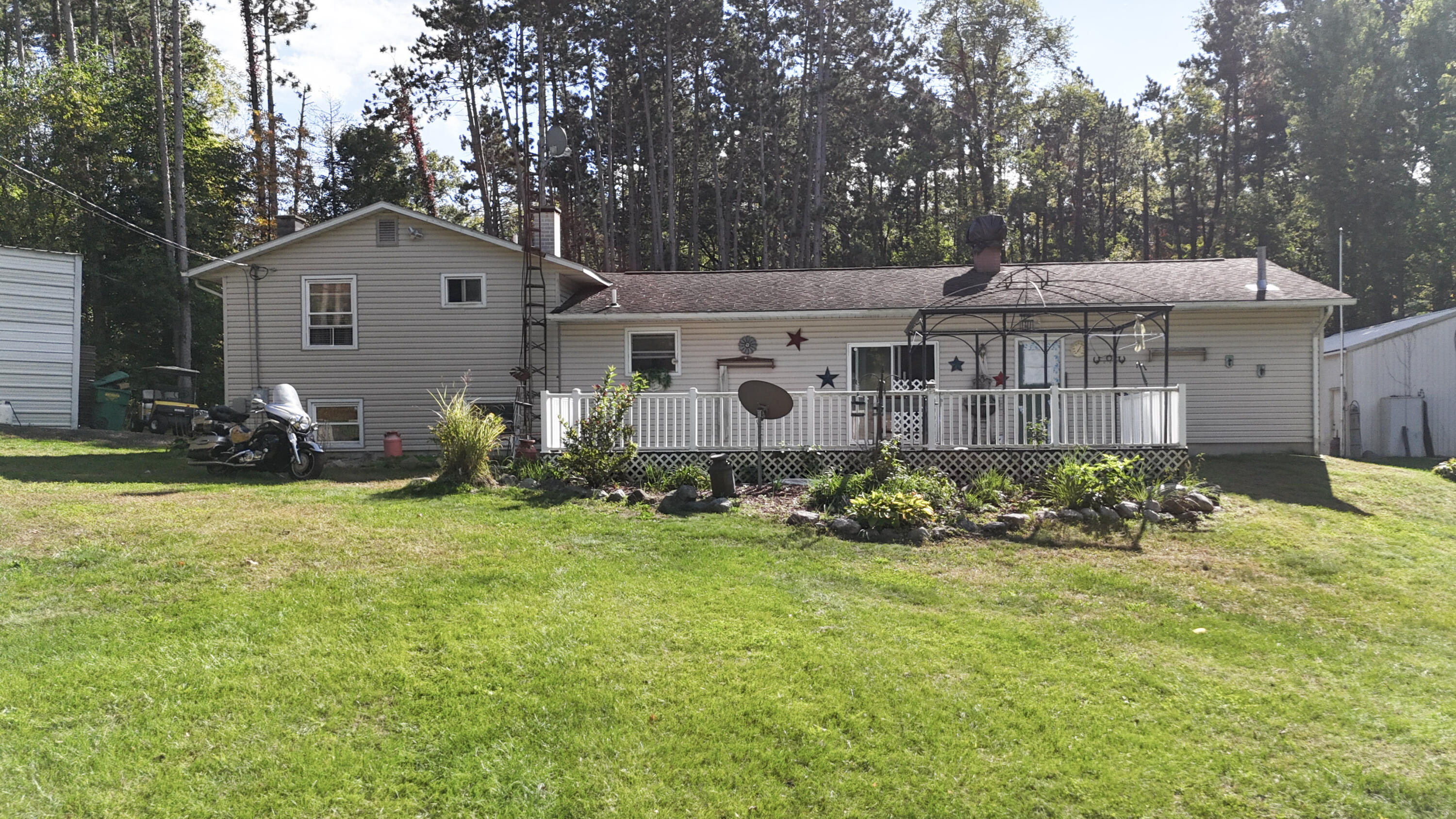 26068 Mckenzie Street