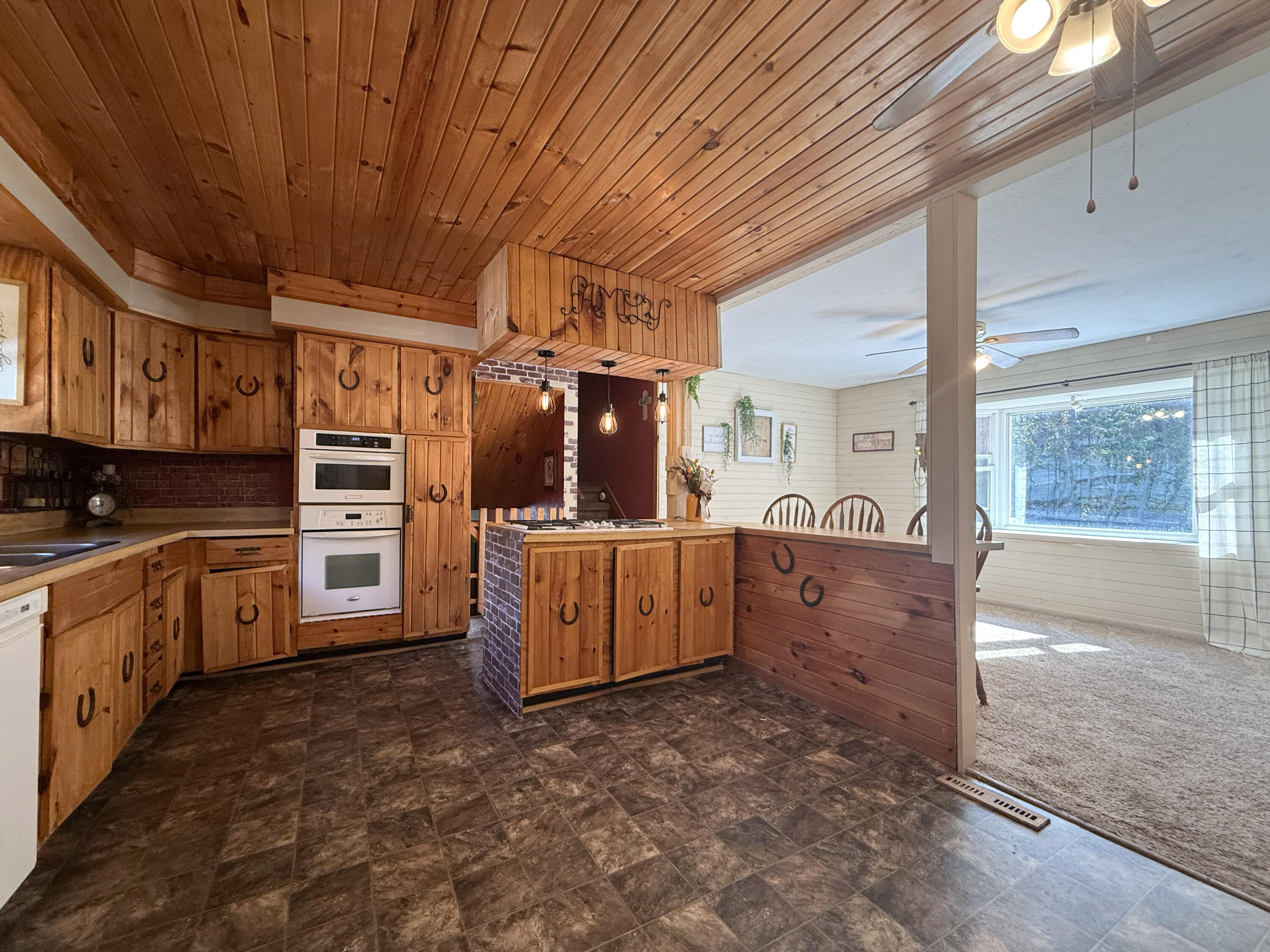 26068 Mckenzie Street