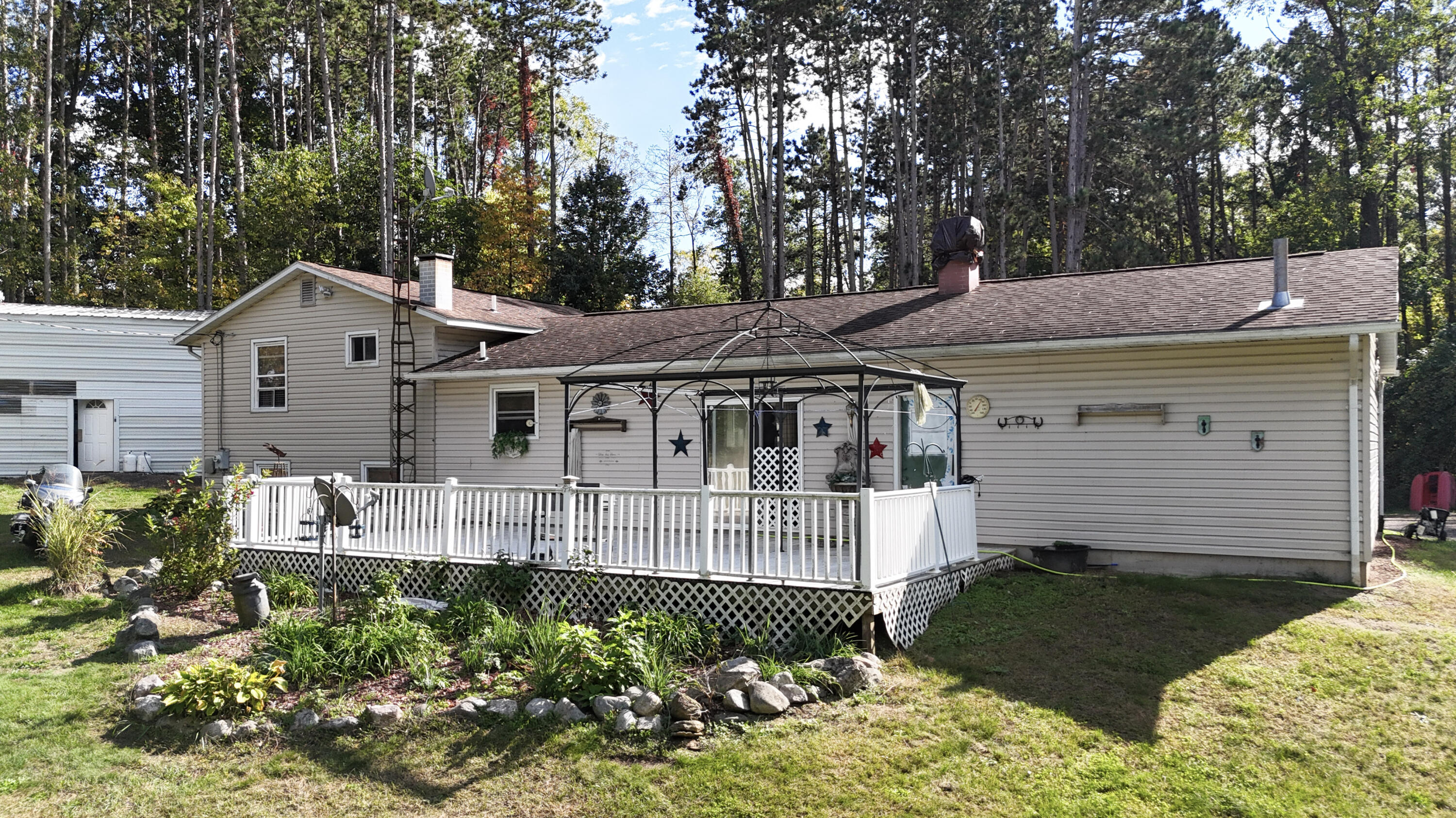 26068 Mckenzie Street