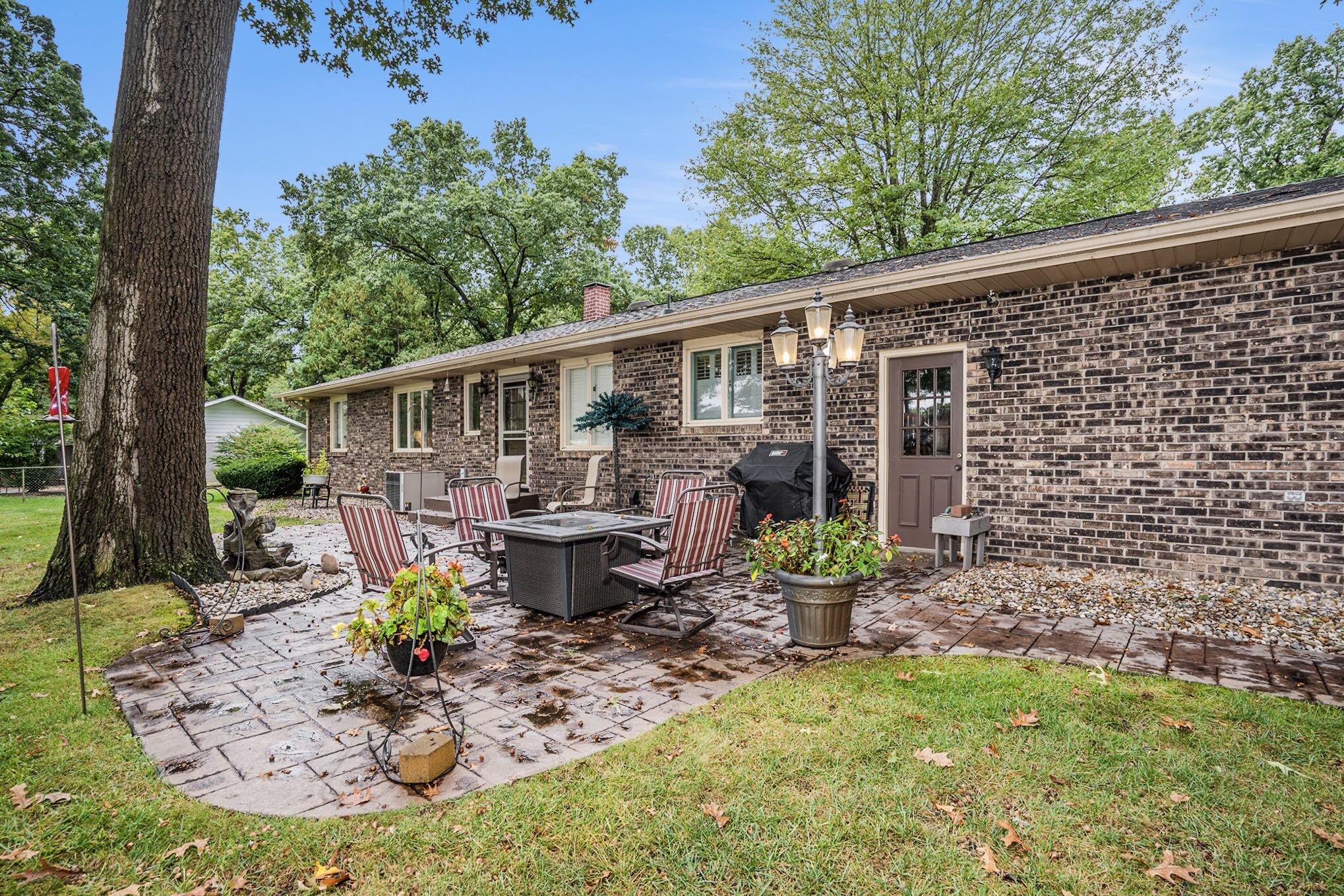 26049 Driftwood Drive, Edwardsburg