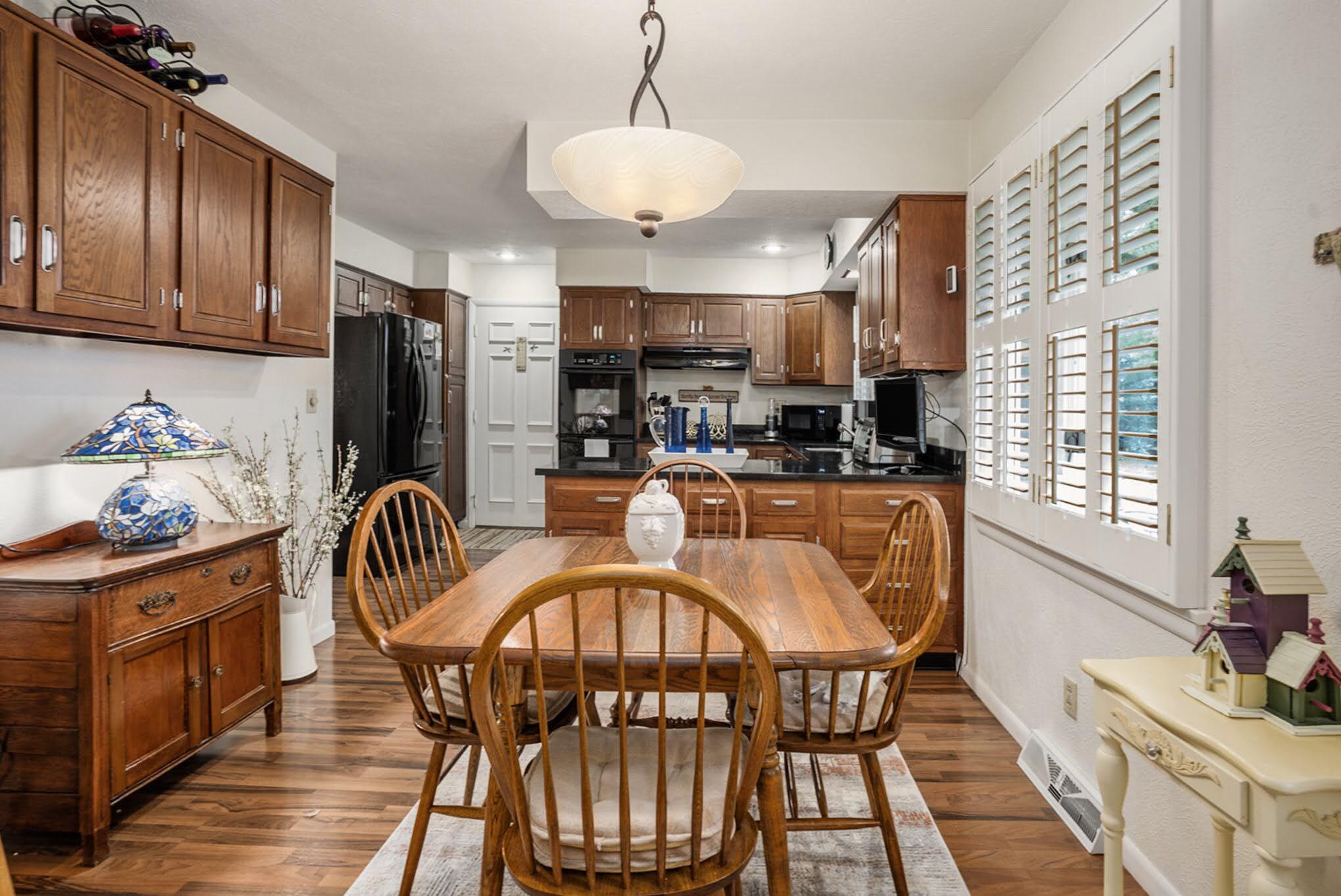 26049 Driftwood Drive, Edwardsburg