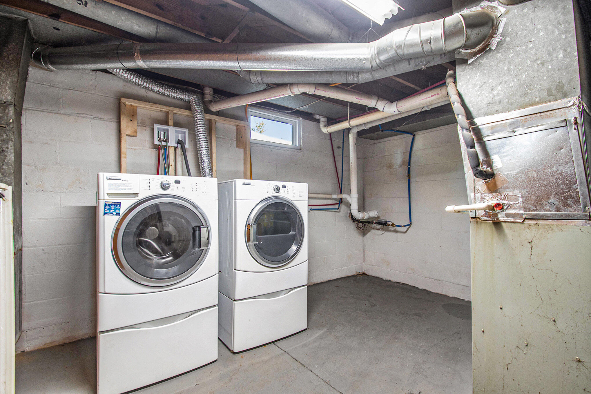 706 N Front Street, Dowagiac