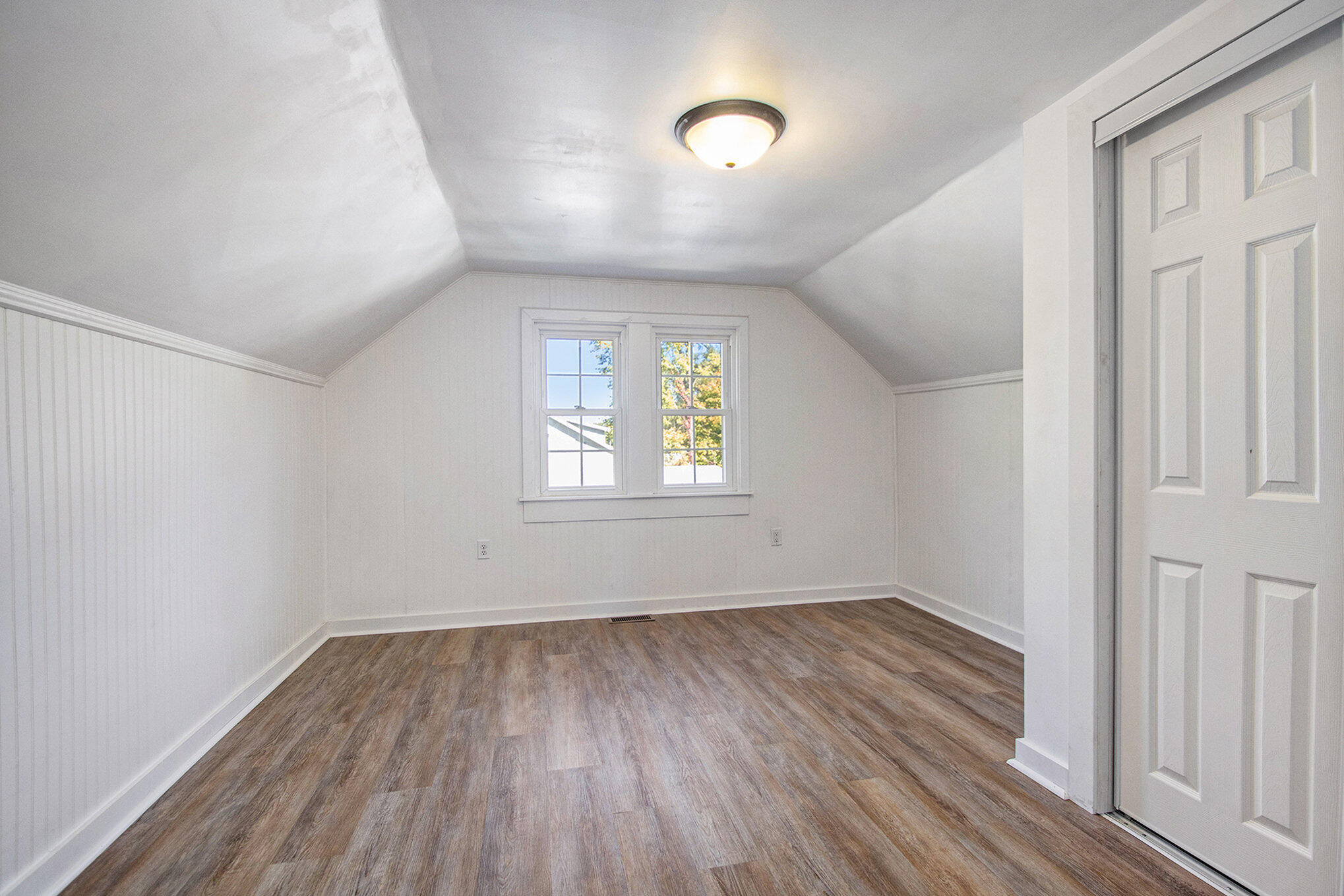 706 N Front Street, Dowagiac